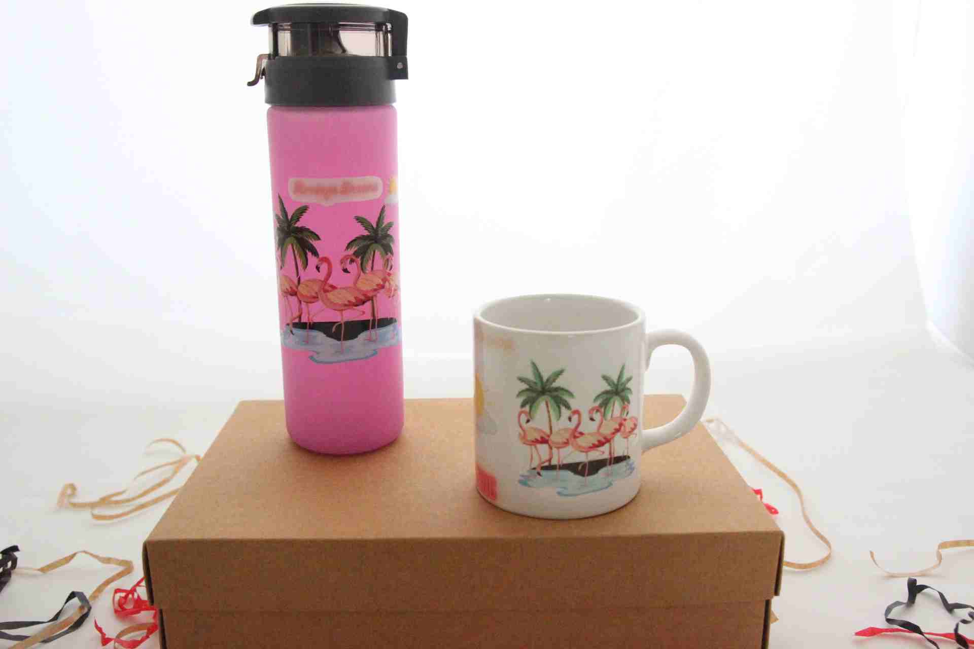 İhtiyaçavm Flamingo Temalı Hediye Seti - Flamingo Termos Ve Baskılı Kupa Bardak Hediye Seti