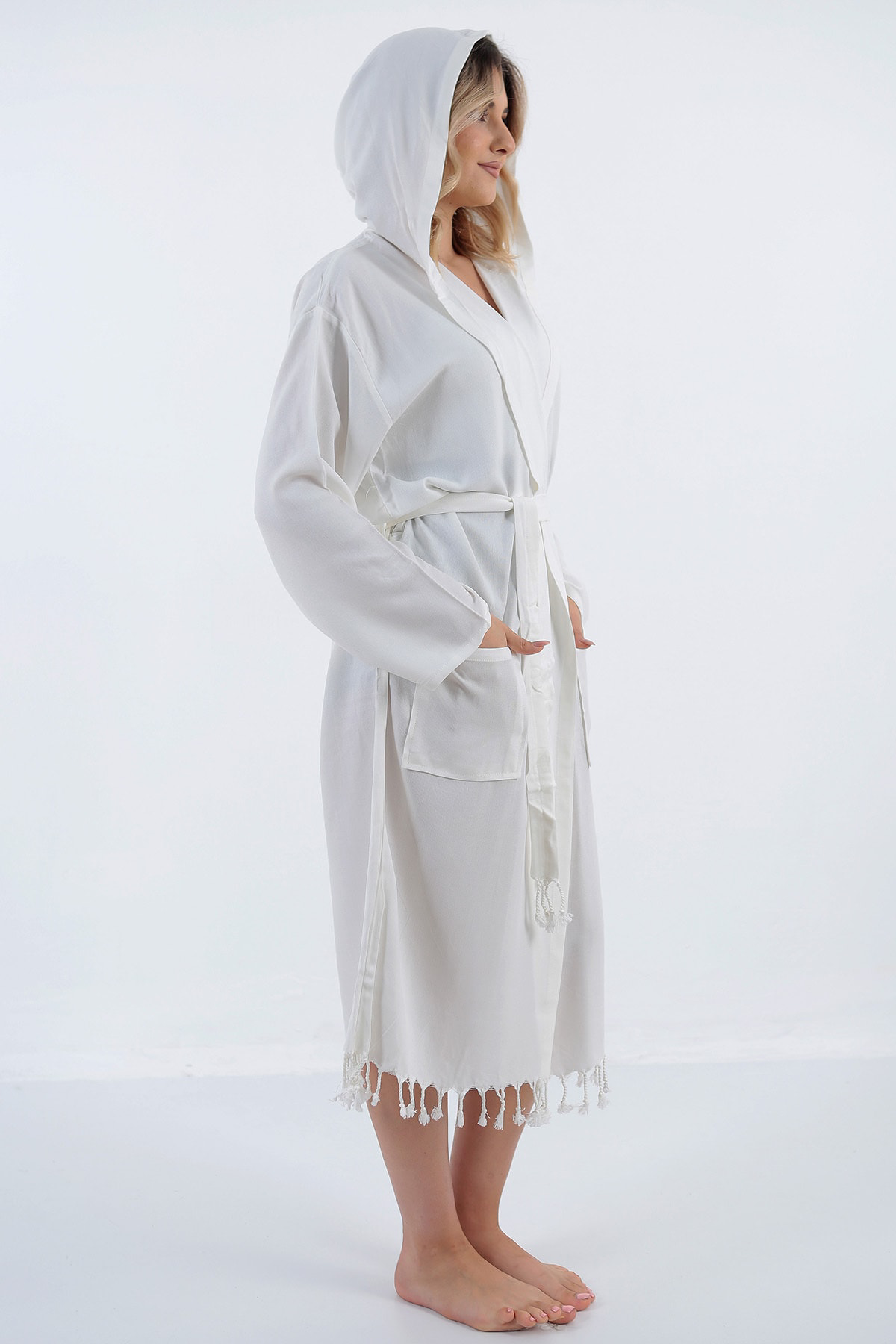 Buldan Concept Flores Beyaz Peştemal Bornoz