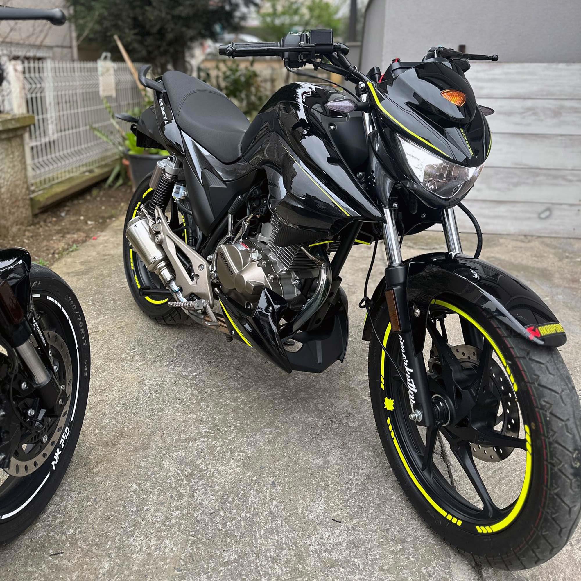 Çınar Extreme Floresan Sarı 4 Parçalı Kesikli Jant Şeridi Sticker 