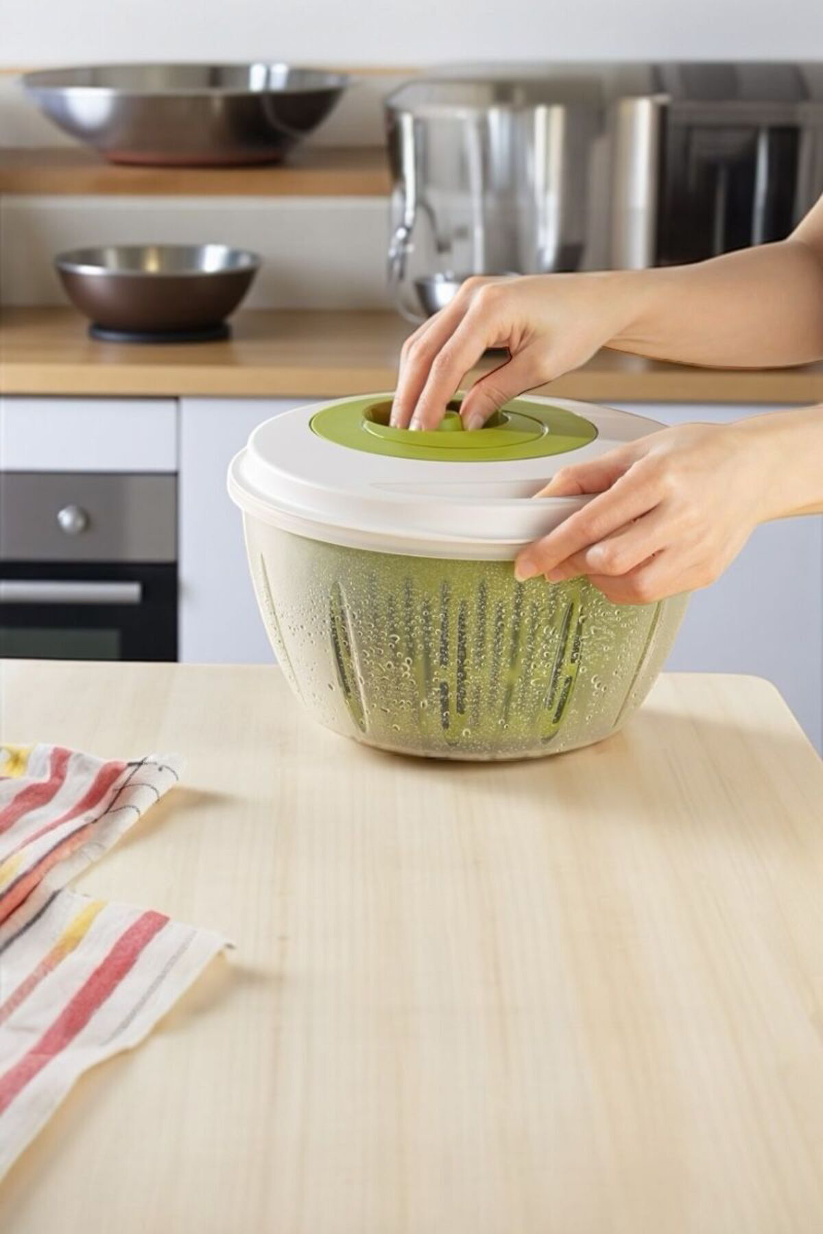 Focus 4,5 LT Hızlı Salata Kurutucu – Geniş Hazne, Ergonomik Tasar