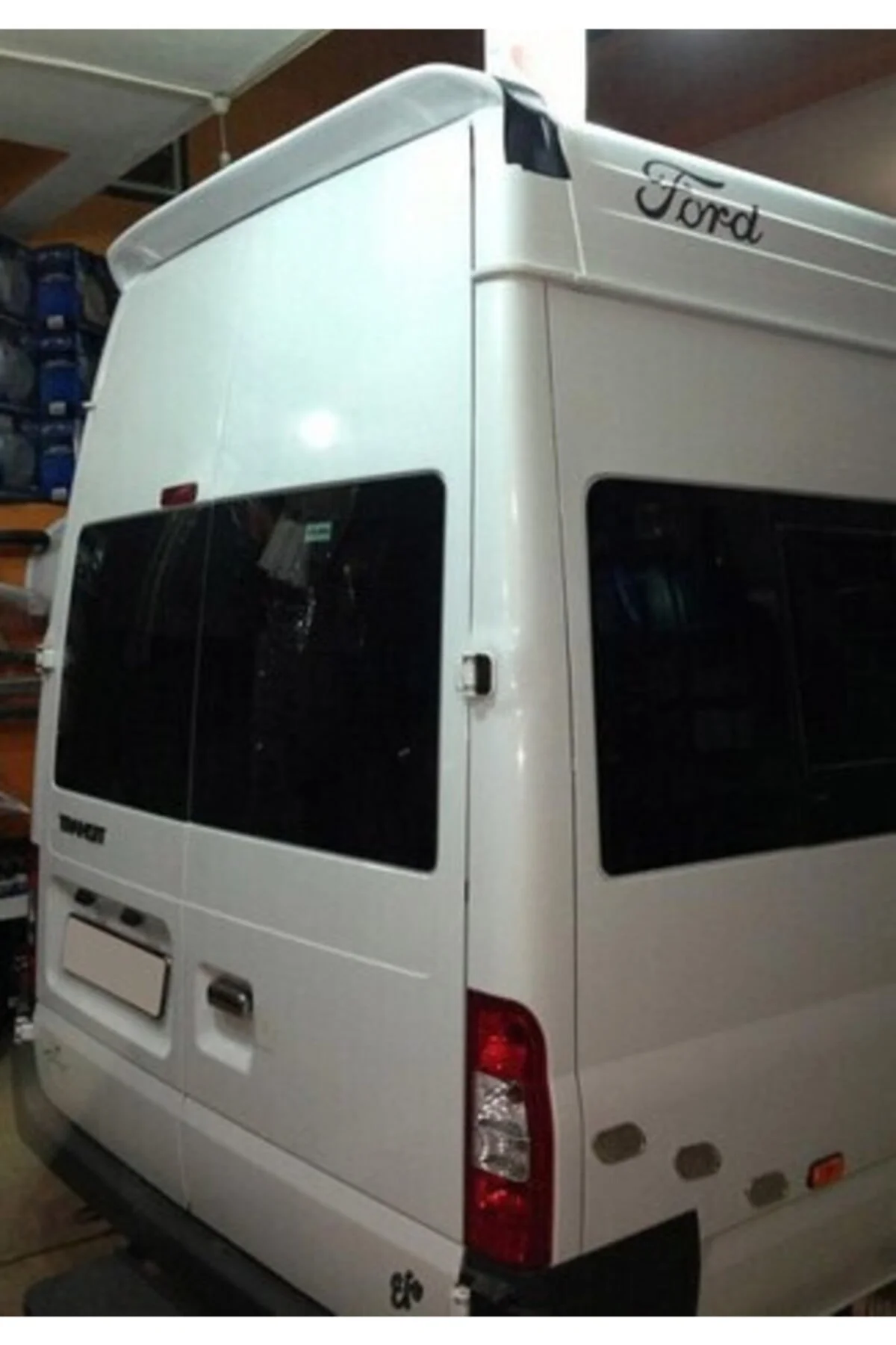 Ford 2007-2013 Model Uyumlu Yüksek Tavan Spoiler