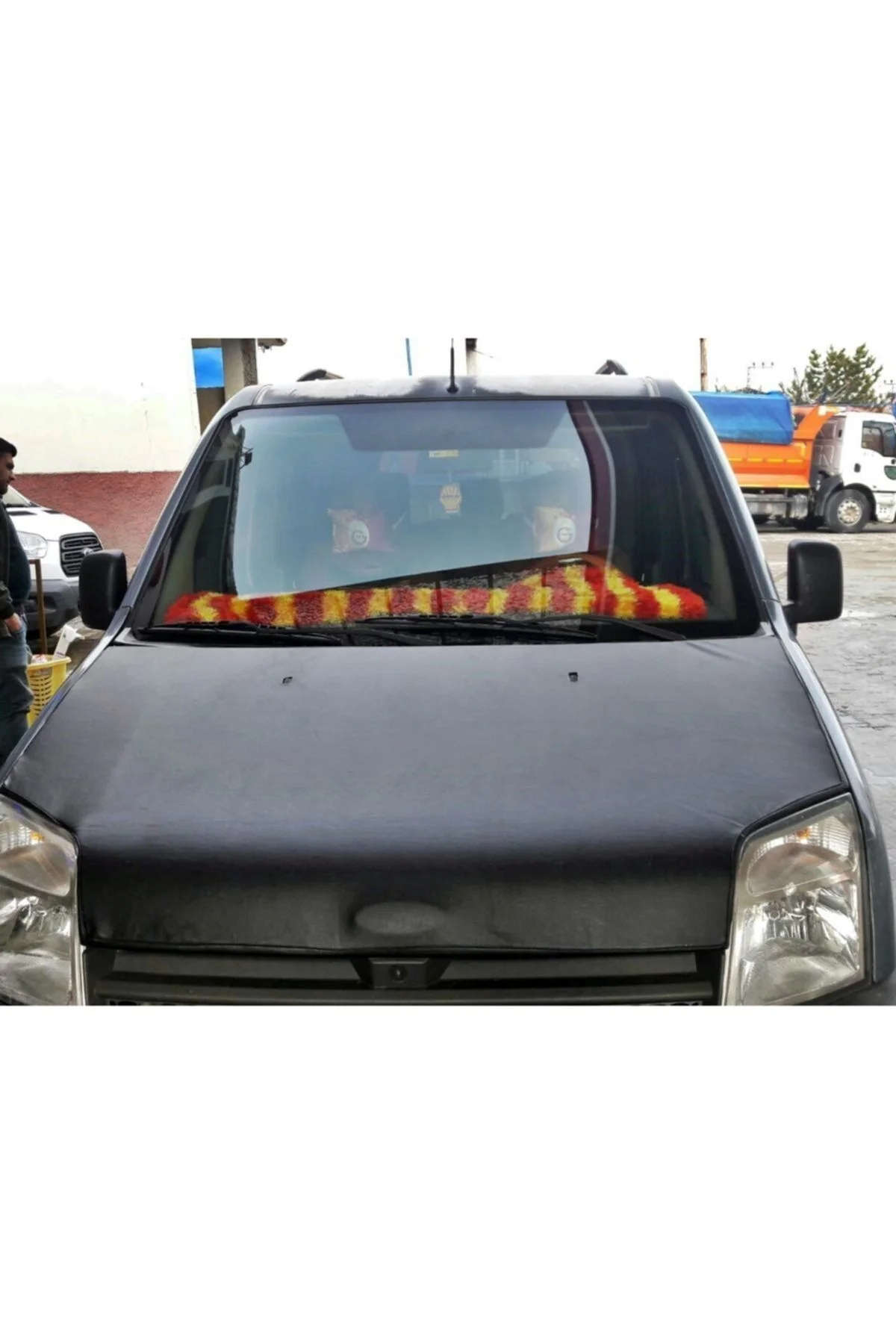 Ford Connect (02-15) Tam Kaput Maskesi Siyah Ford Connect (02-15) Tam Kaput Maskesi Siyah