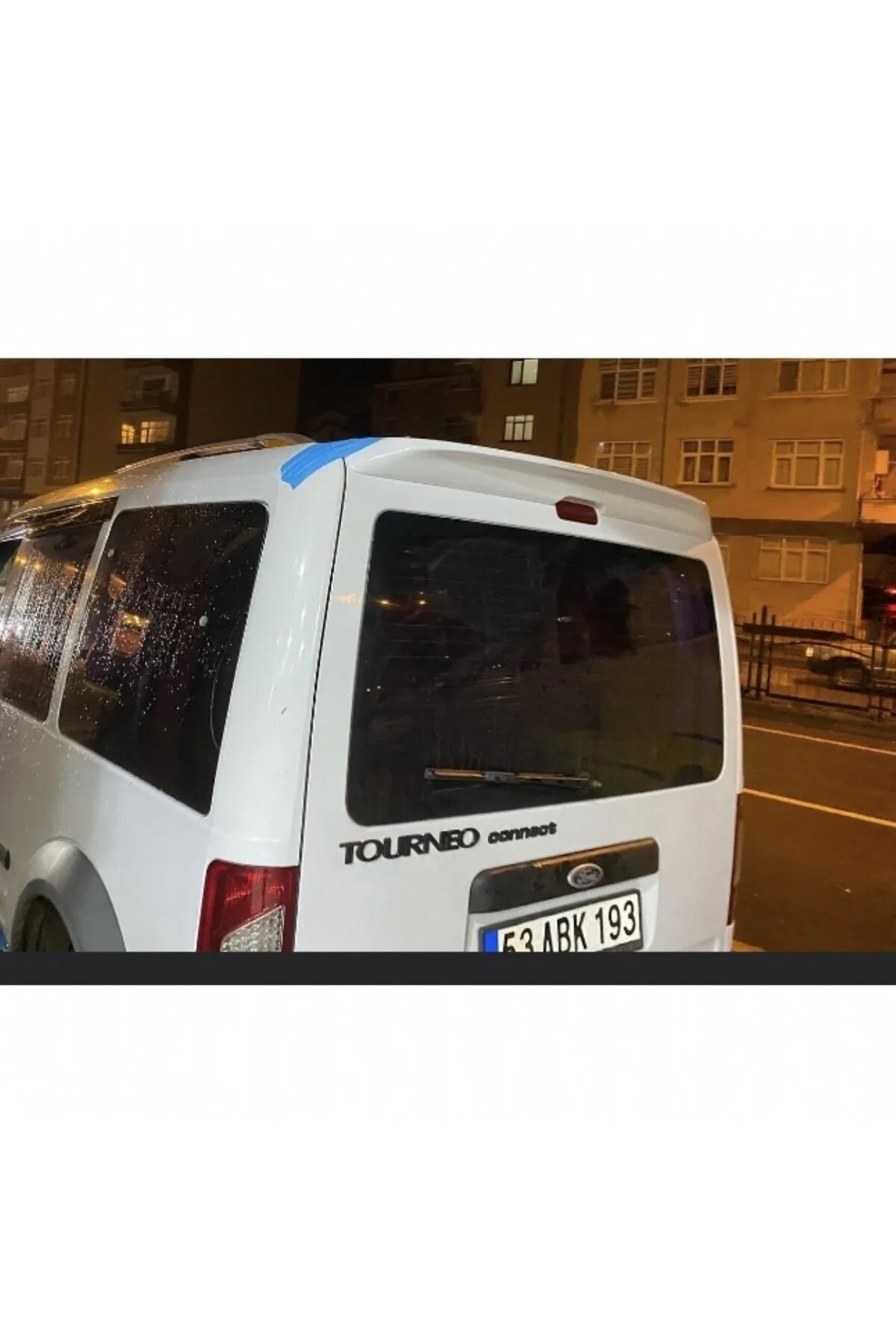 FORD CONNECT 2003-2013 BEYAZ SPOİLER FORD CONNECT 2003-2013 BEYAZ SPOİLER