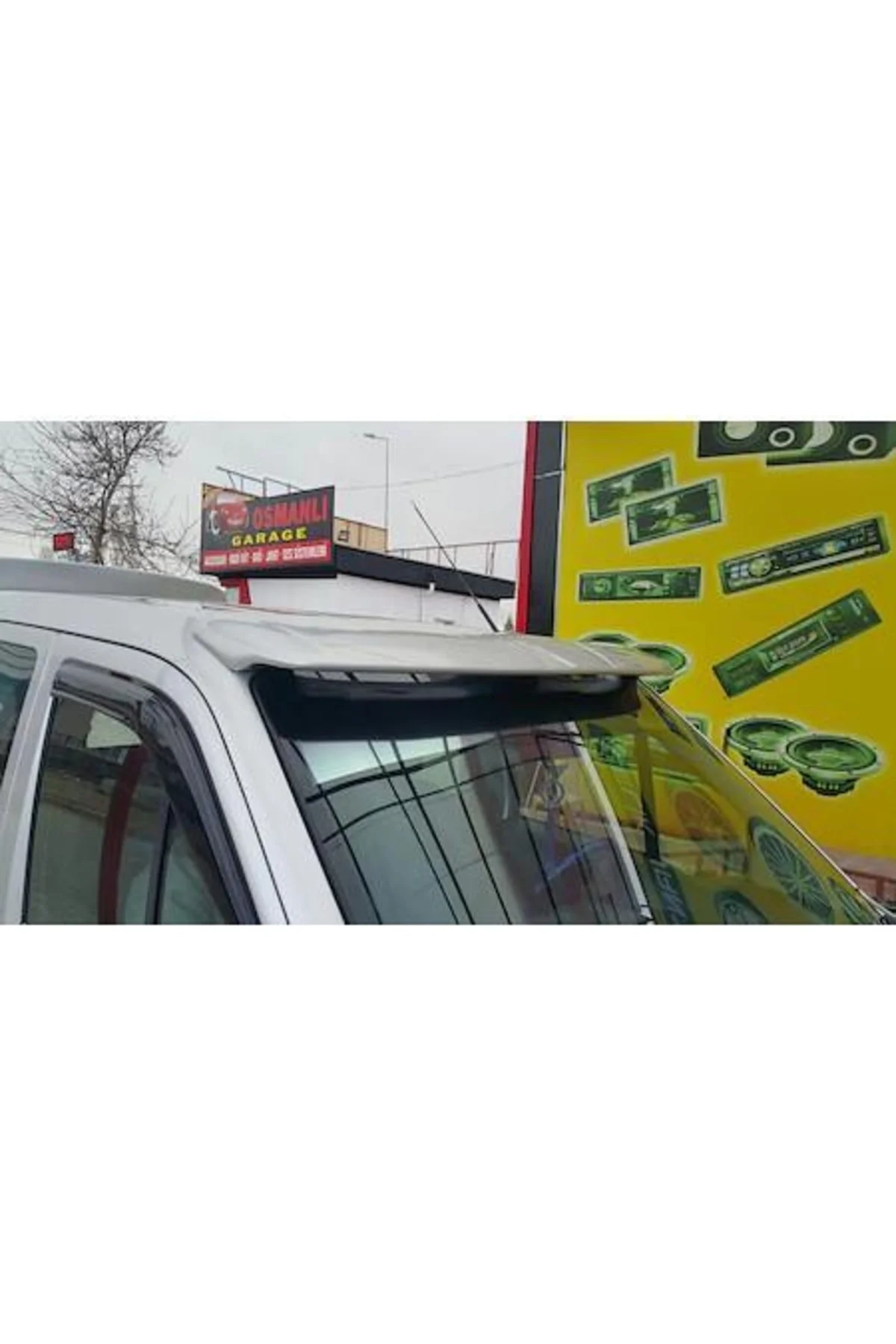 Ford Connect 2003-2013 Beyaz Ön Şapka