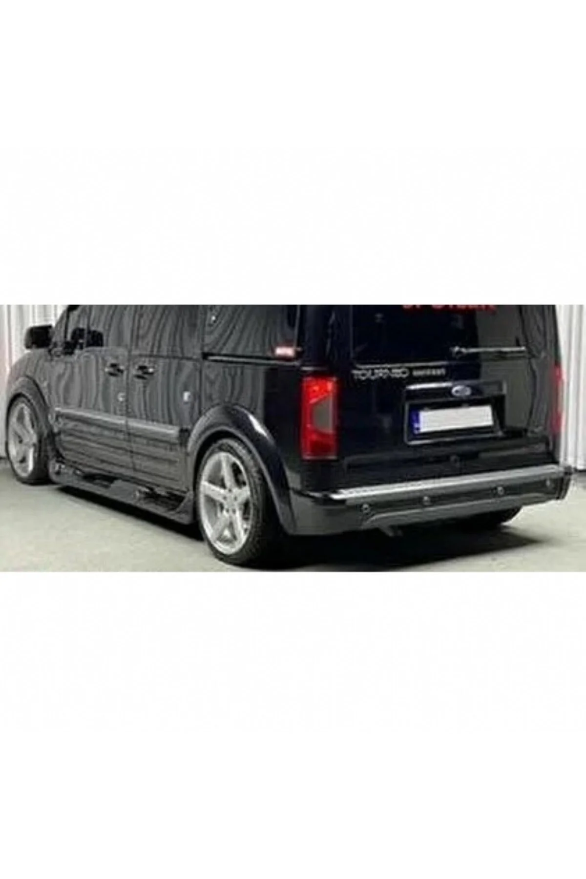 FORD CONNECT SORENTO SİYAH PLASTİK YAN MAŞPİYEL