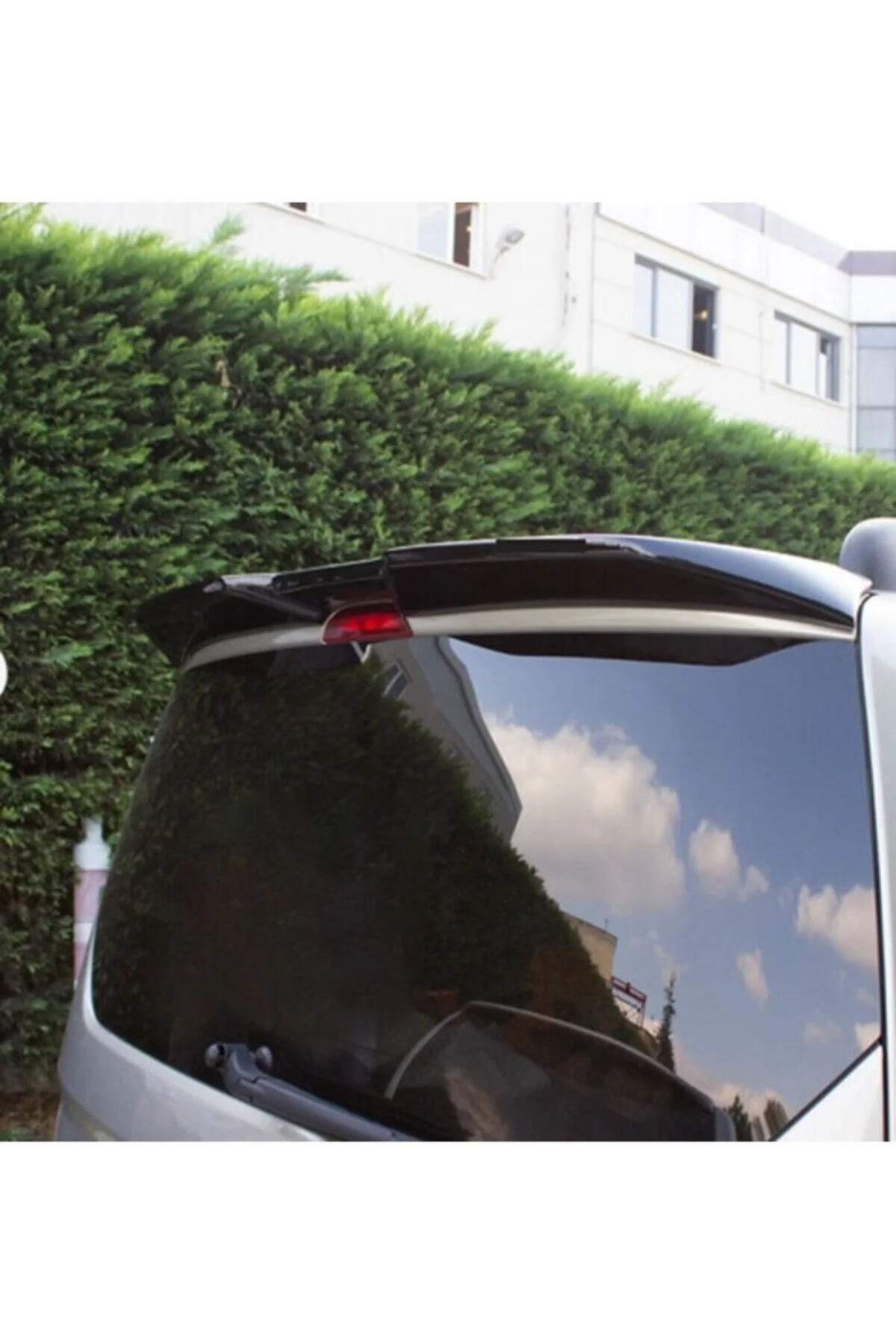 Ford Courier Yarasa Siyah Spoiler