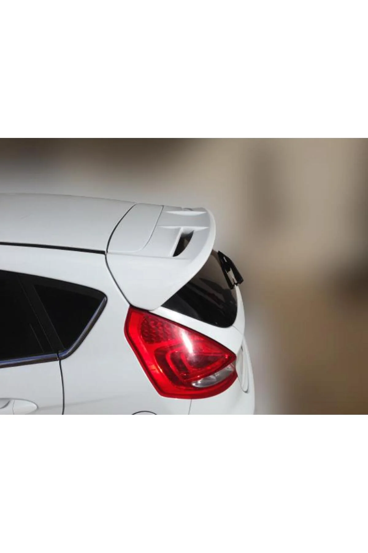 FORD FİESTA 2009- ASTARLI ANATOMİK SPOİLER FORD FİESTA 2009- ASTARLI ANATOMİK SPOİLER