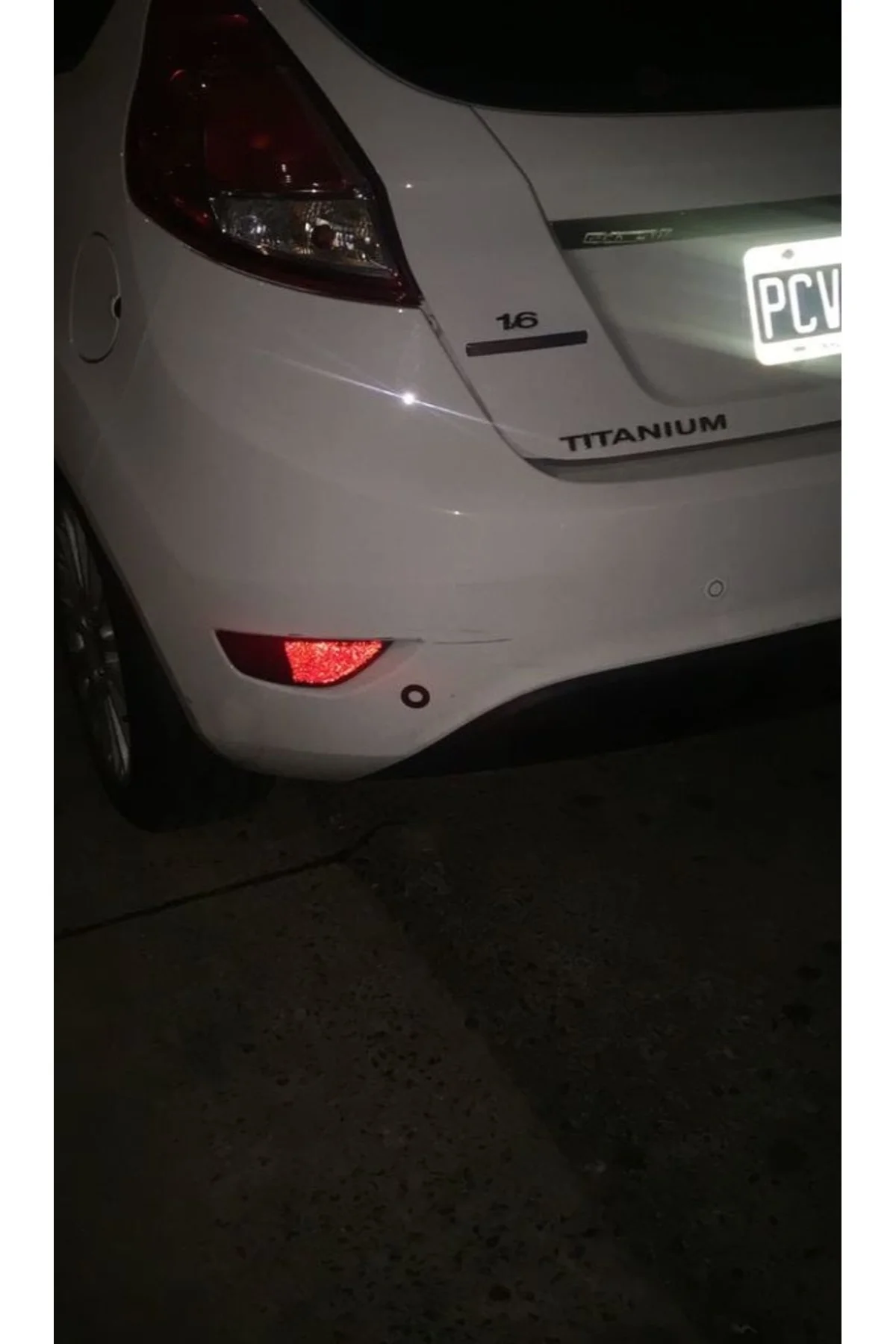 ford fiesta tanpon sensör tutucu (4 adet) ford fiesta tanpon sensör tutucu (4 adet)