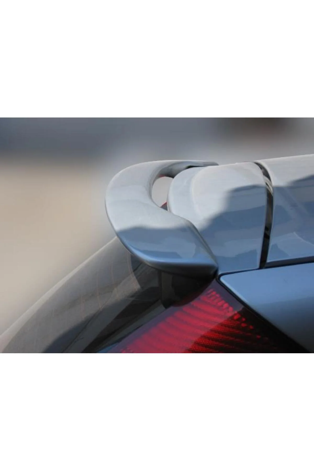 FORD FOCUS 1 HB ASTARLI SPOİLER FORD FOCUS 1 HB ASTARLI SPOİLER