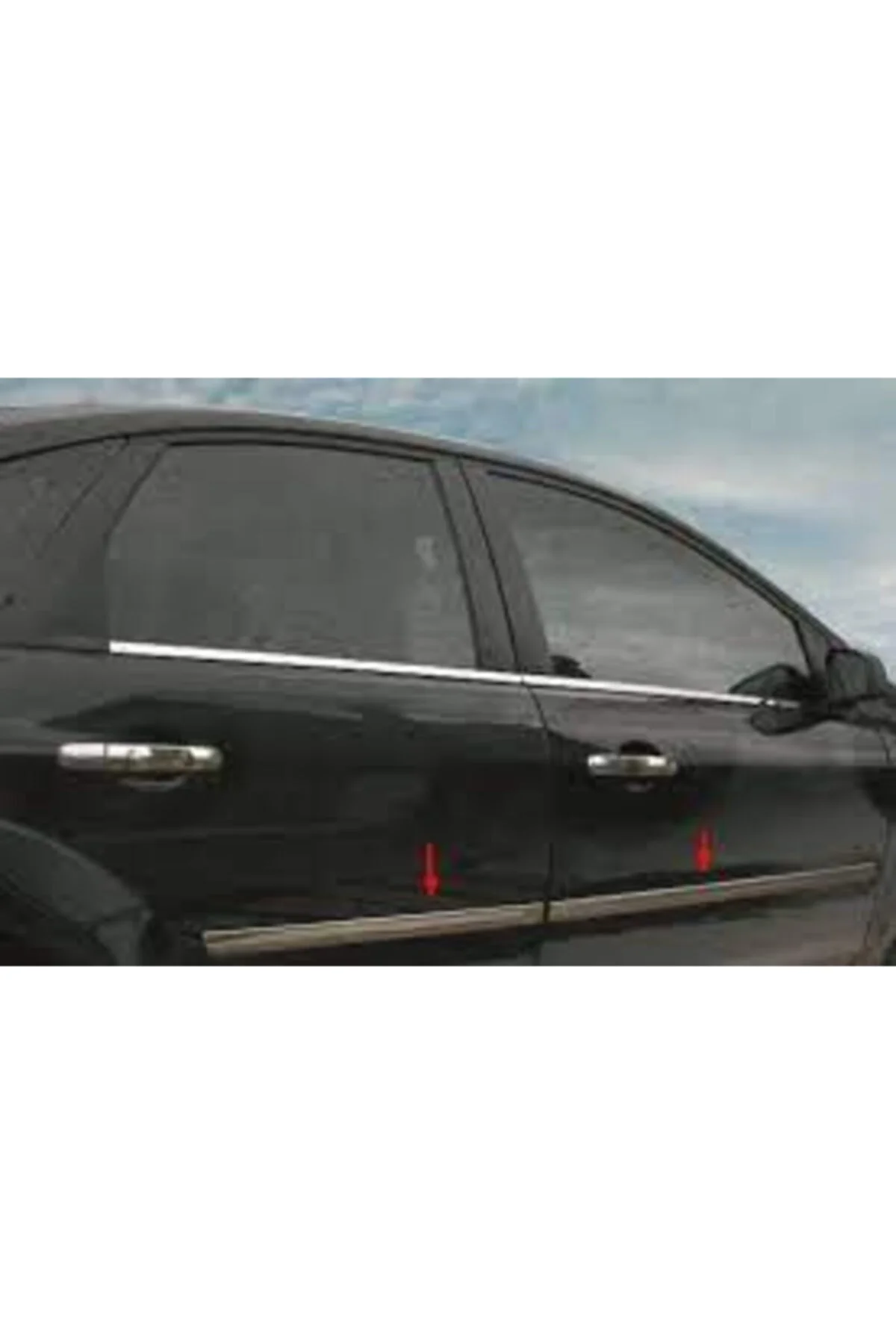 Ford Focus 2005-2010 Yan Kapı Çıtası Ford Focus 2005-2010 Yan Kapı Çıtası