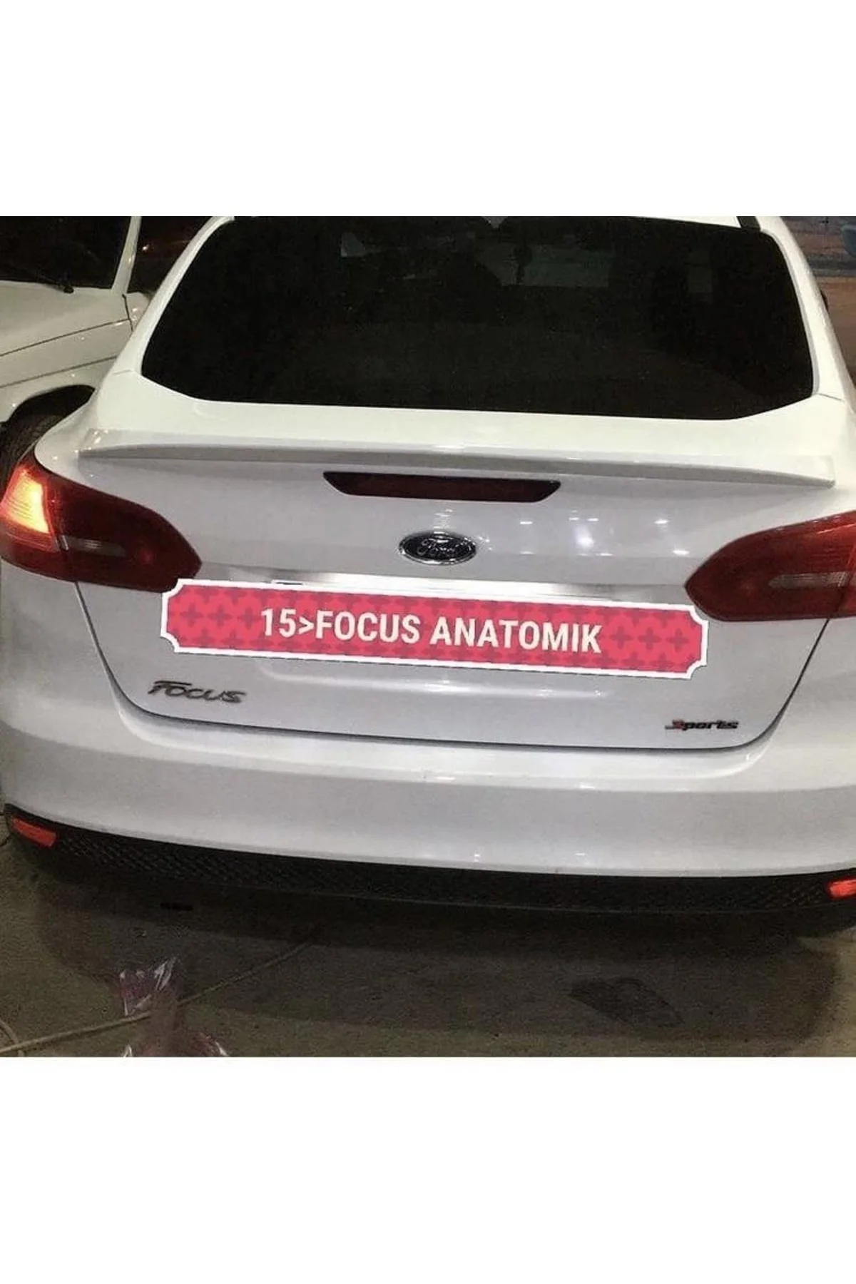 Ford Focus 2011-2015 Uyumlu Beyaz Spoiler