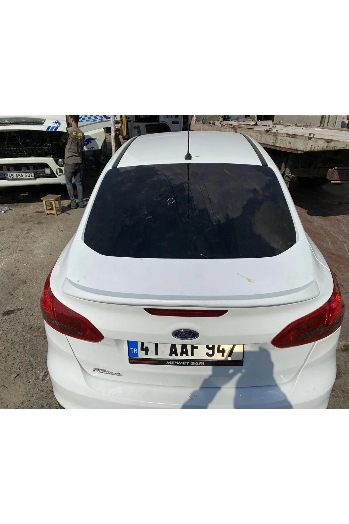 Ford Focus 3 Bagaj Üstü Spoiler 2015- Beyaz Boyalı Ford Focus 3 Bagaj Üstü Spoiler 2015- Beyaz Boyalı