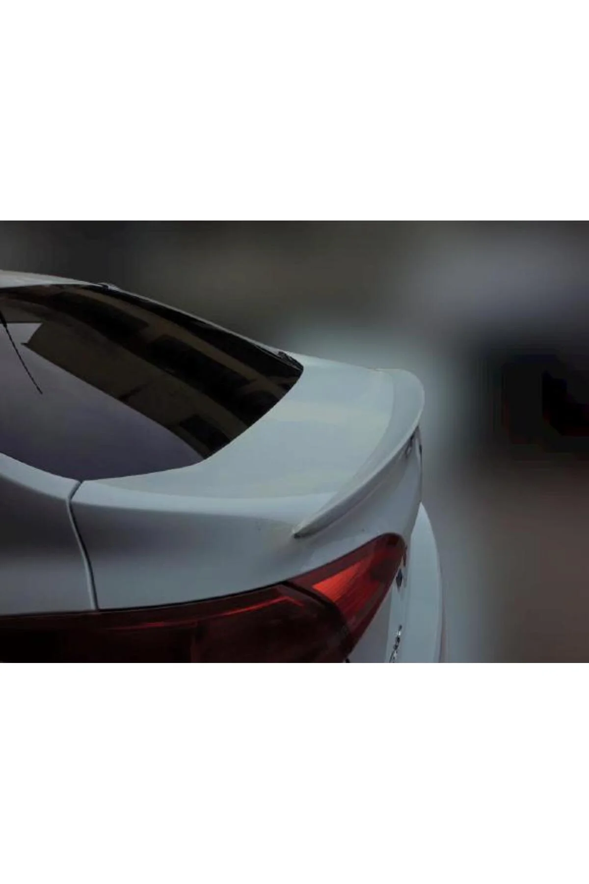 FORD FOCUS 4 SD 2015- ASTARLI ANATOMİK SPOİLER (FİBER)