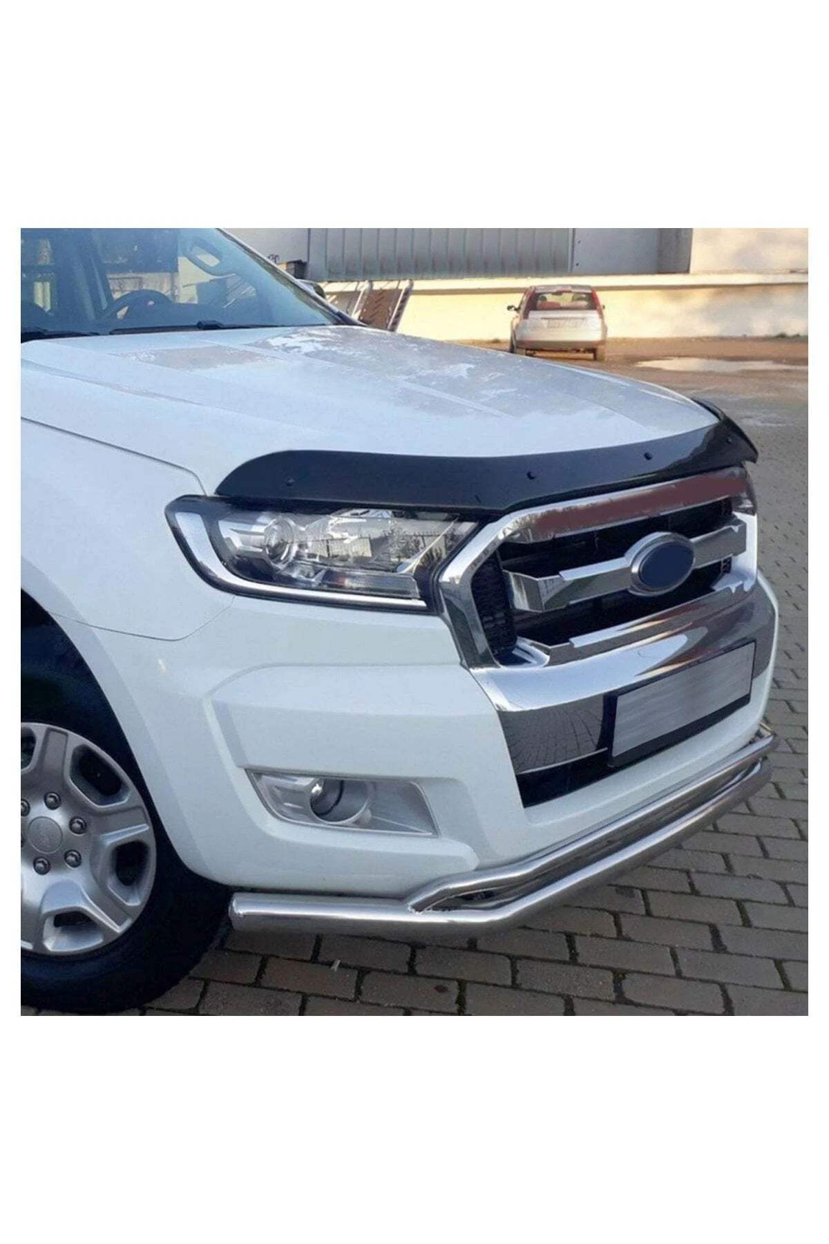Ford Ranger 2015 ve Sonrası Uyumlu Kaput Rüzgarlığı Ön Kaput Koruma ABS Parlak Siyah Ford Ranger 2015 ve Sonrası Uyumlu Kaput Rüzgarlığı Ön Kaput Koruma ABS Parlak Siyah