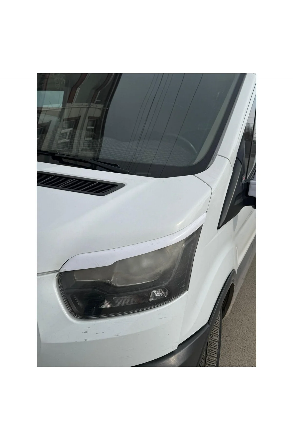 FORD TRANSİT 2014-2019 PLASTİK FAR KAŞI