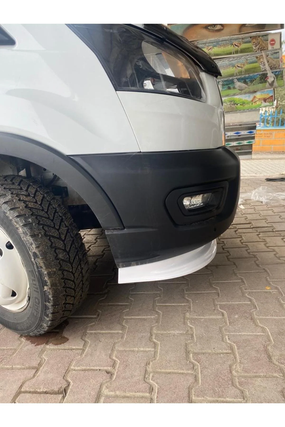 Ford Transit 2020- Geniş Plastik Ön Karlık Ford Transit 2020- Geniş Plastik Ön Karlık