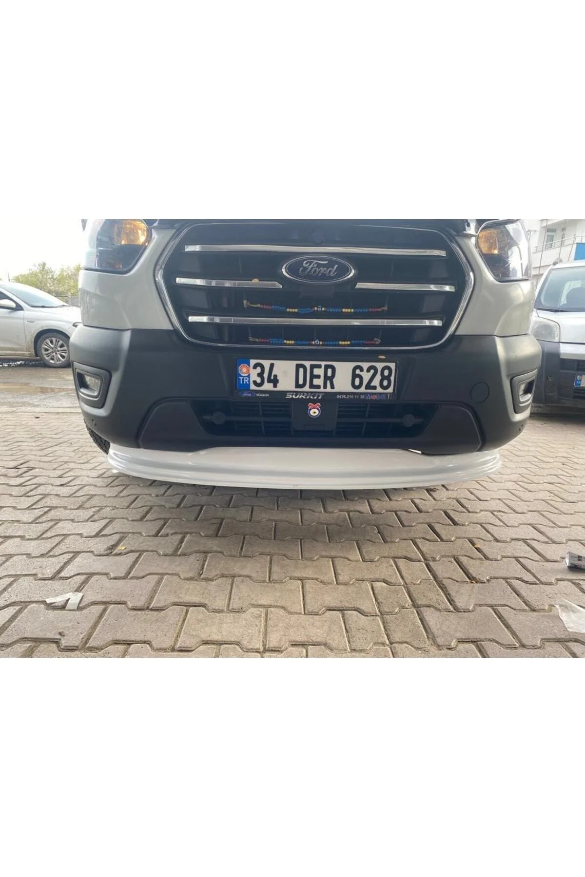 Ford Transit 2020- Geniş Plastik Ön Karlık Ford Transit 2020- Geniş Plastik Ön Karlık
