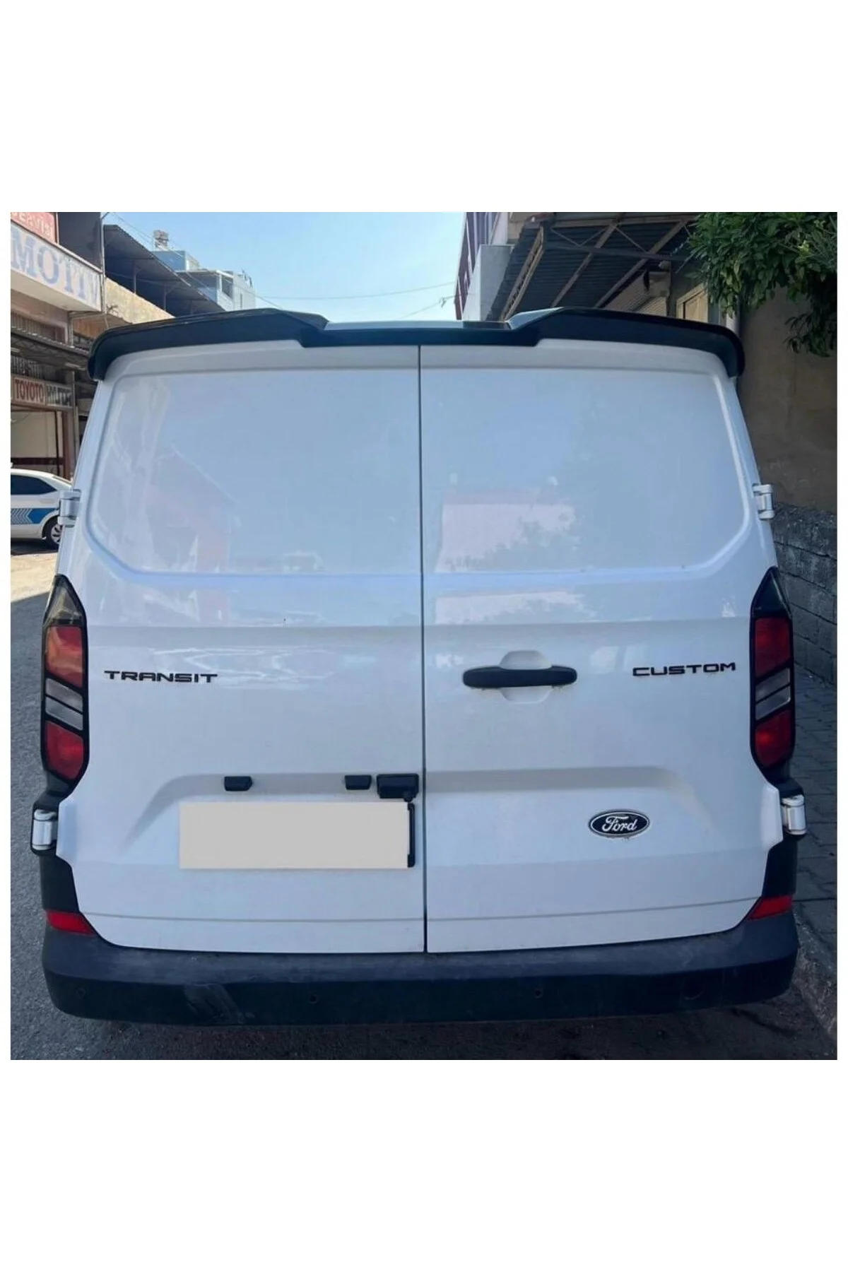 FORD TRANSİT CASTUM 2024- ASTARLI ANATOMİK SPOİLER