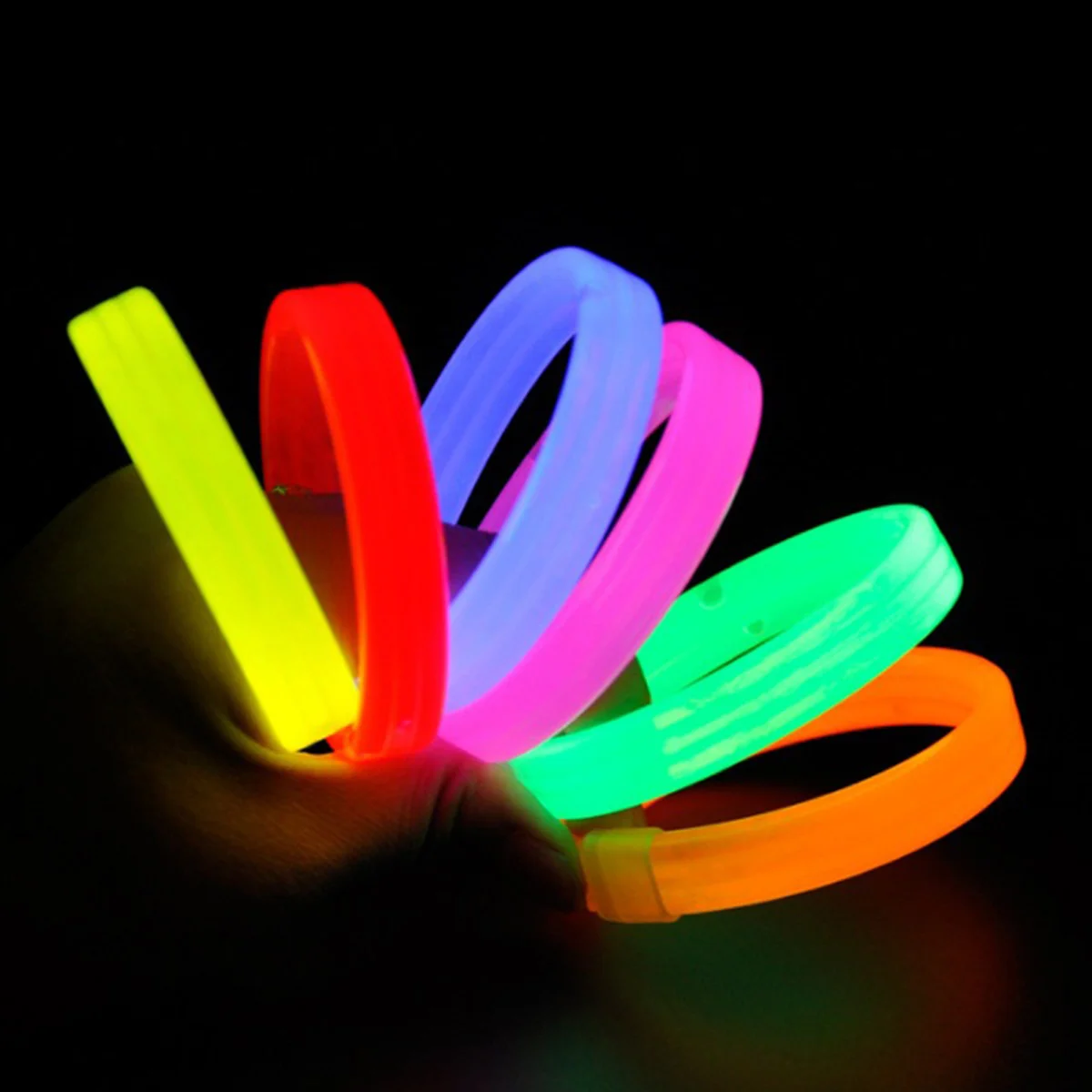 Fosforlu Glow Bileklik – 6 Renk 6'lı Set, 2 cm Ekstra Kalın, Karanlıkta Parlayan Parti Bilekliği