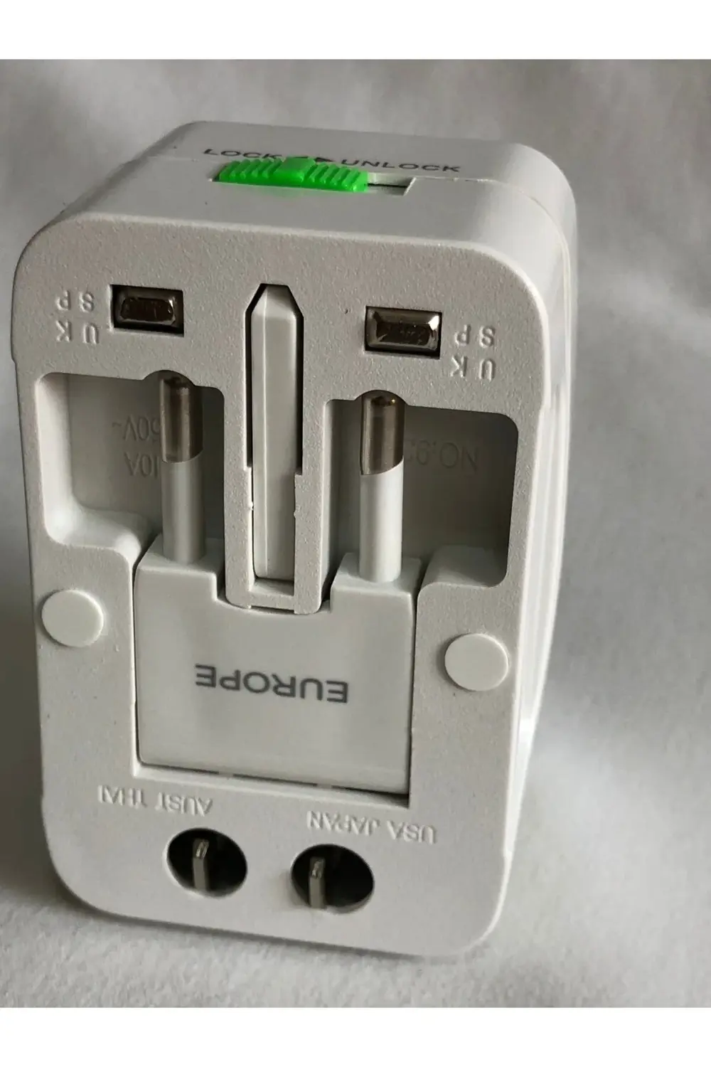 Fransa ve Hollanda Seyahatleri İçin Universal Fiş Dönüştürücü – D