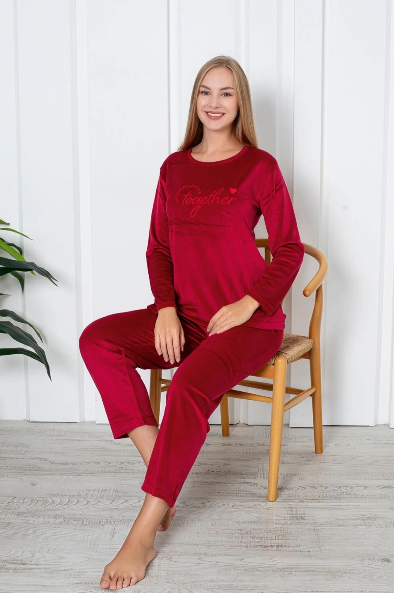 Fransız Kadife Anne Kız Çocuk Kombin Pijama Takımı (Anne kız ayrı satılır), Bordo, 2-3 Yaş Fiyatı, Yorumları ve Özellikleri