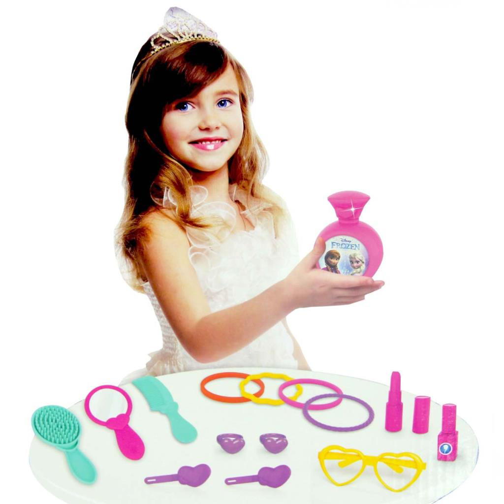 Just Cheap Store Frozen Kutulu Güzellik Seti 15 Parça