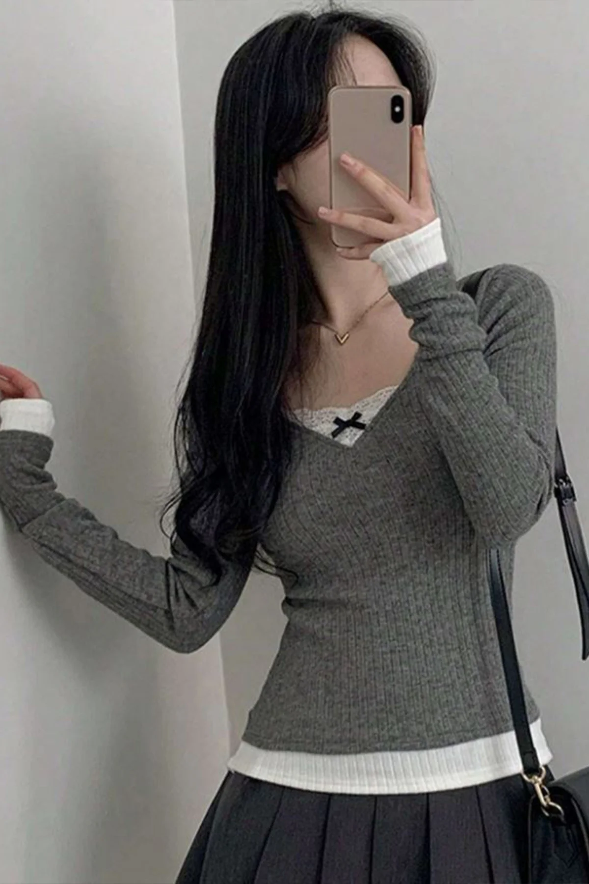 Füme Dantelli Fiyonklu Ekli Y2K Uzun Kollu Crop