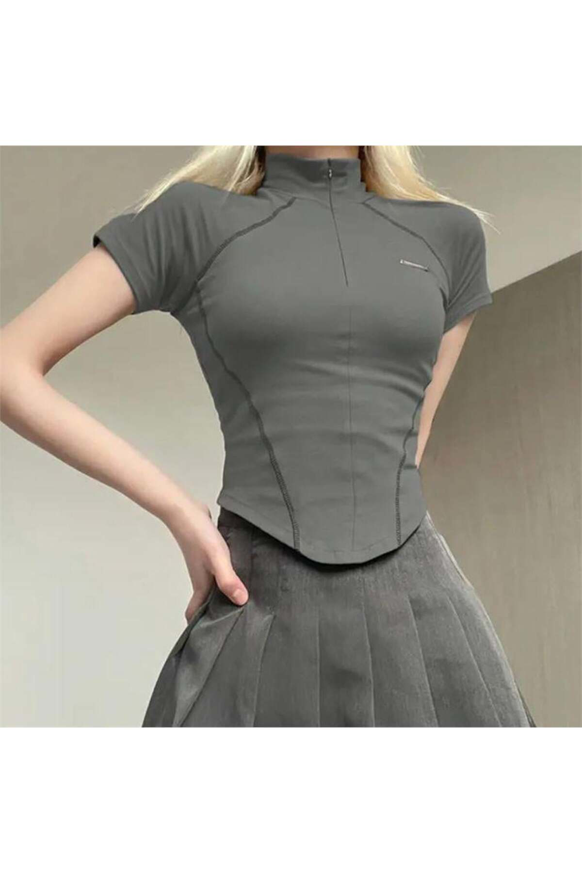 Füme Korse Kesim Fermuarlı Yarım T-Shirt