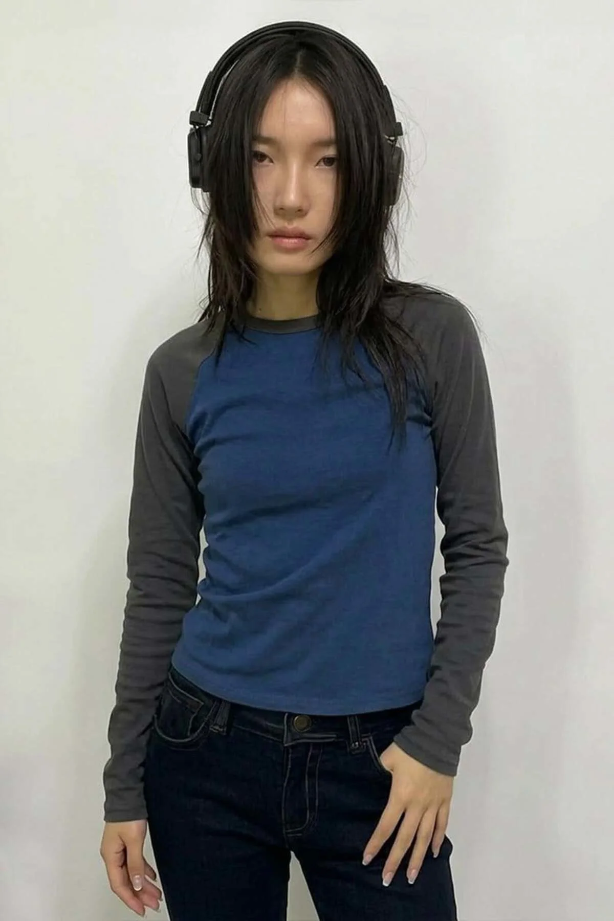 Füme Raglan Kollu Lacivert Basic Y2K Uzun Kollu Crop Füme Raglan Kollu Lacivert Basic Y2K Uzun Kollu Crop