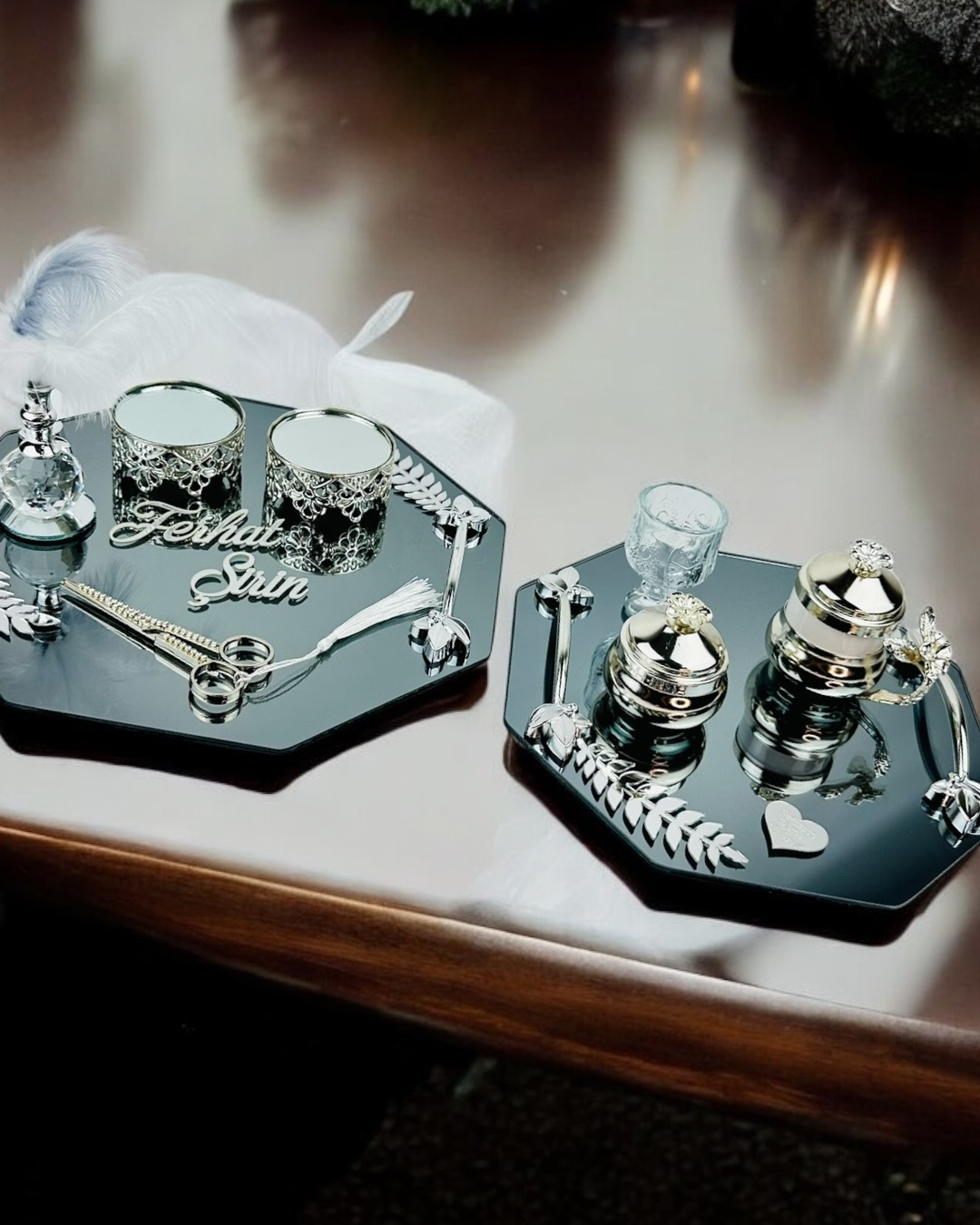 Cyzhome Fusion Gümüş Söz Tepsisi Cyzhome Fusion Gümüş Söz Tepsisi