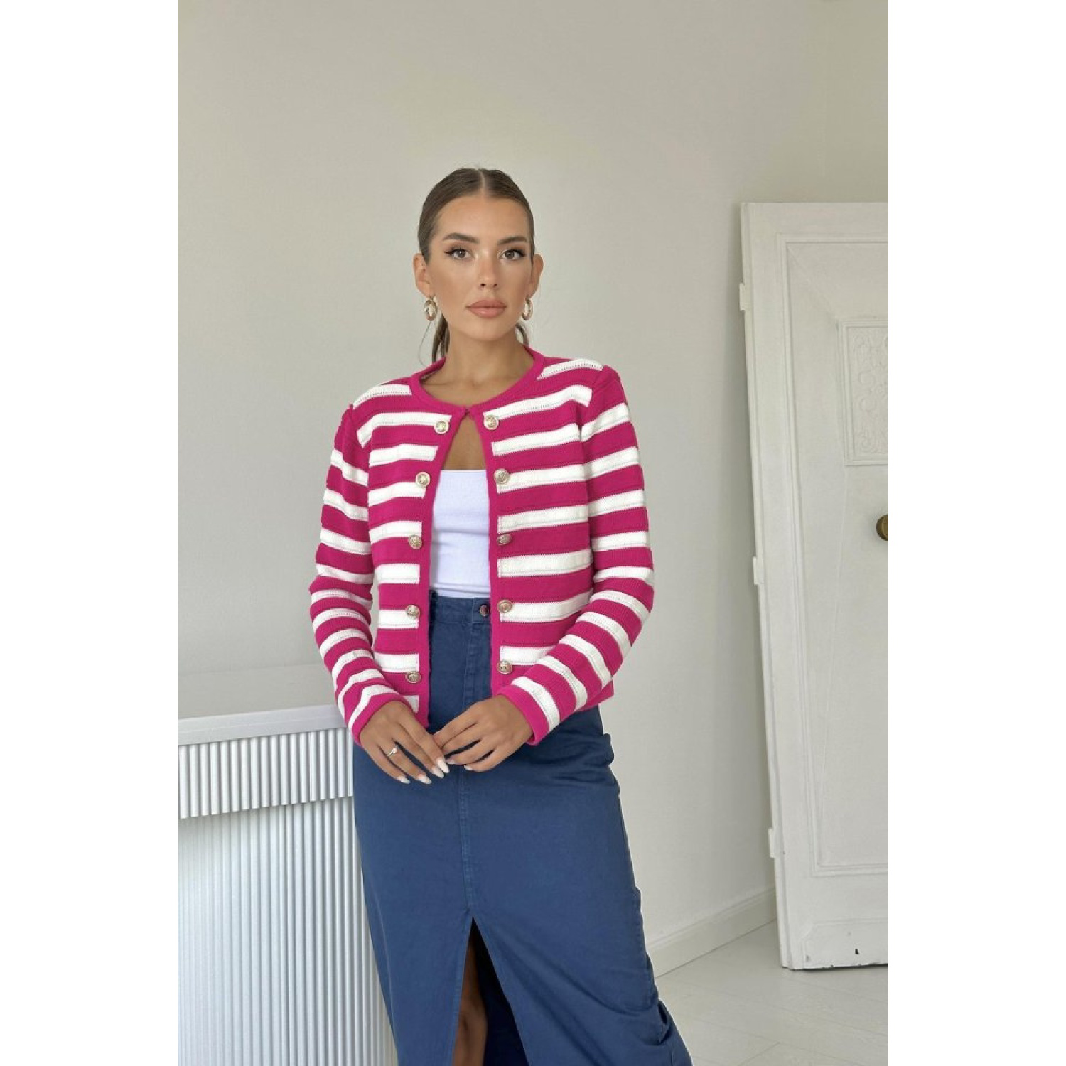 Fuşya Çizgili Ve Düğmeli Triko Kazak