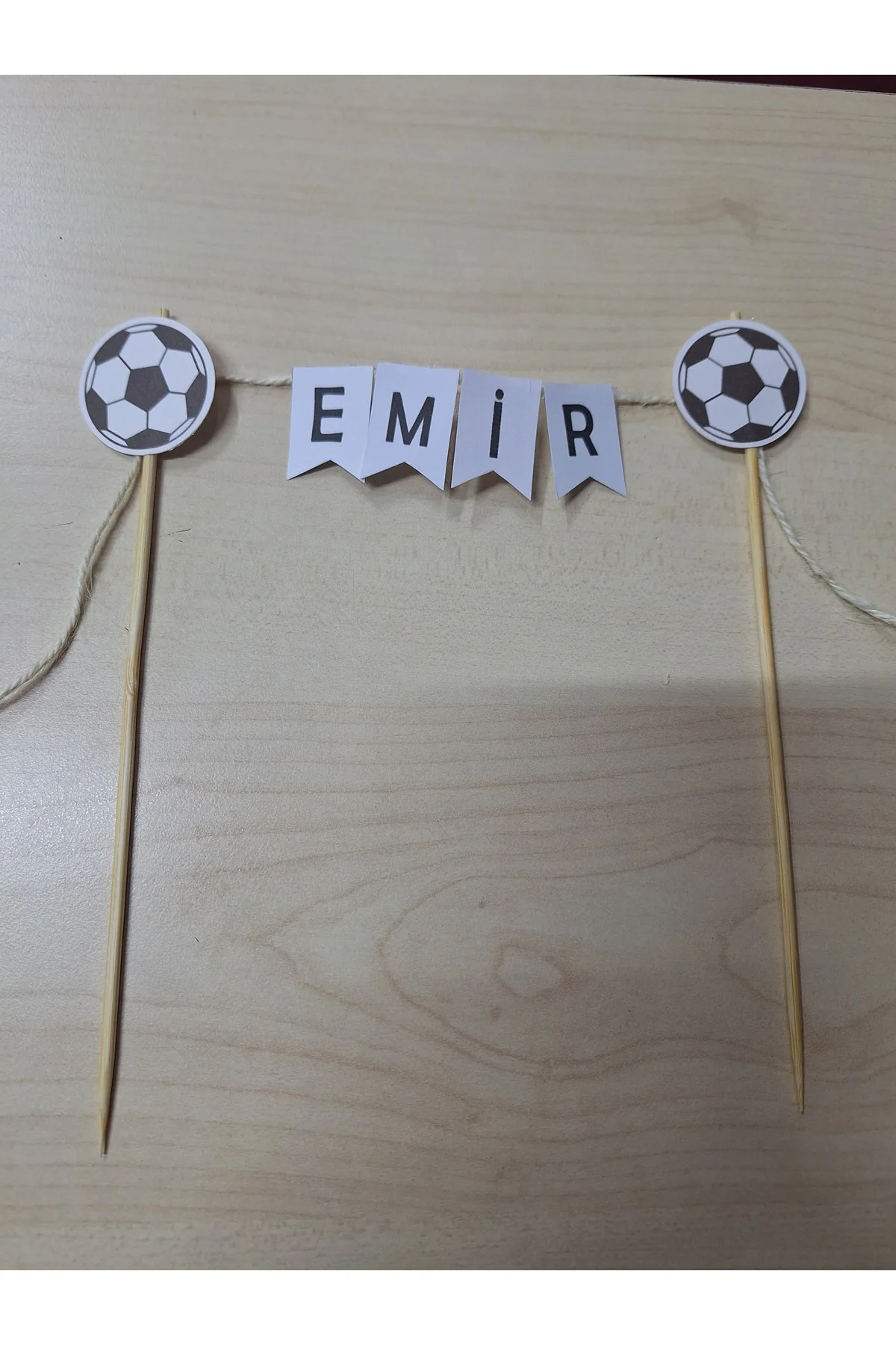 FUTBOL KONSEPTLİ DOĞUM GÜNÜ TEK İSİMLİ PASTA SÜSÜ FLEMASI