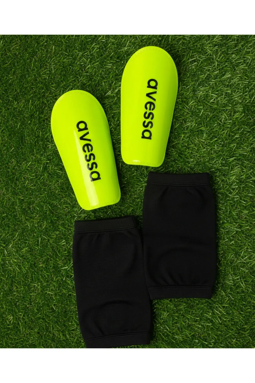 Futbol Tekmelik Seti-Darbe Emici Tekmelik ve Sabitleyici Çorap Ta