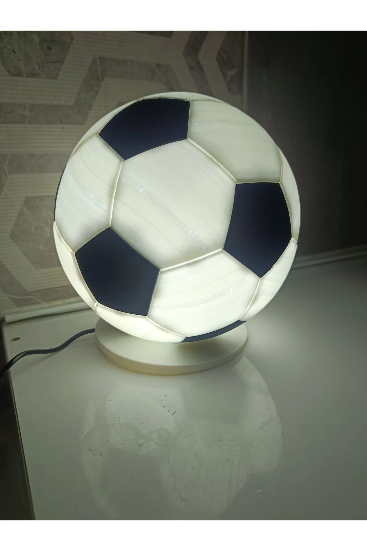 FUTBOL TOPU MASA LAMBASI
