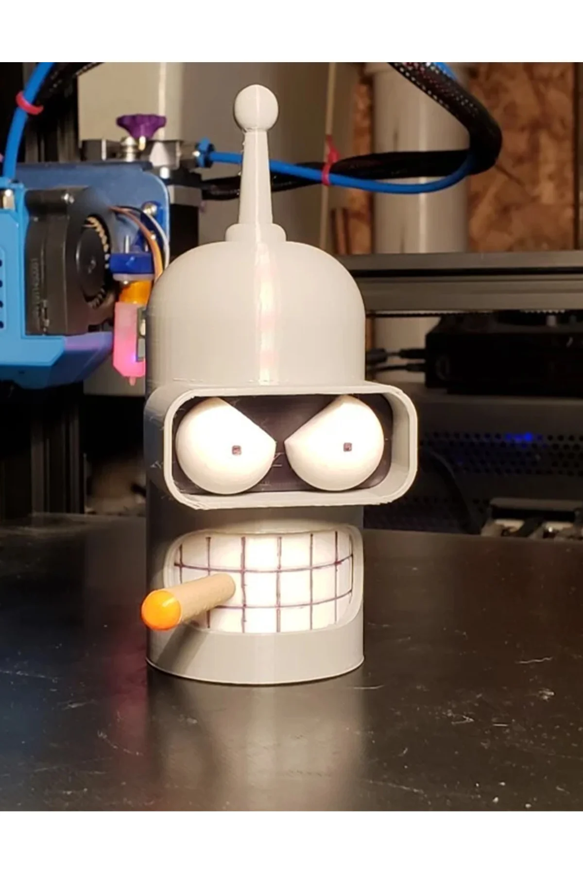 Futurama Bender Boyalı Figür Bender Obje Büyük Boy 20CM