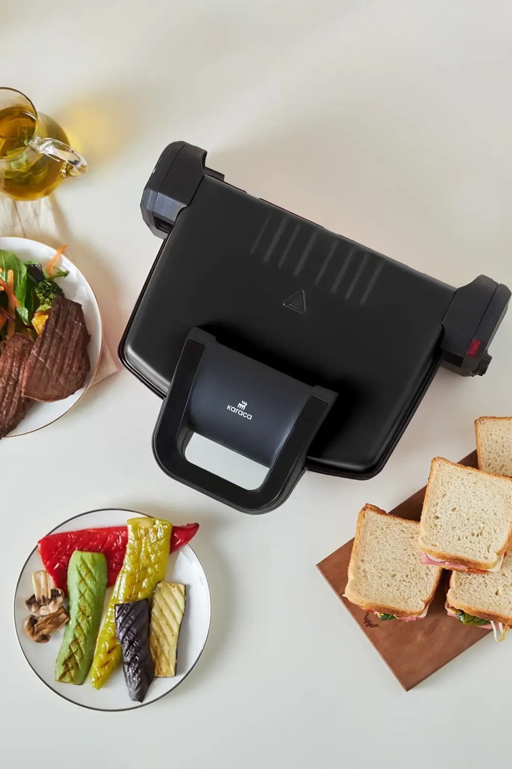 Future Essential Tost Makinesi Matte Black 1800 W 4 Dilim Kapasit