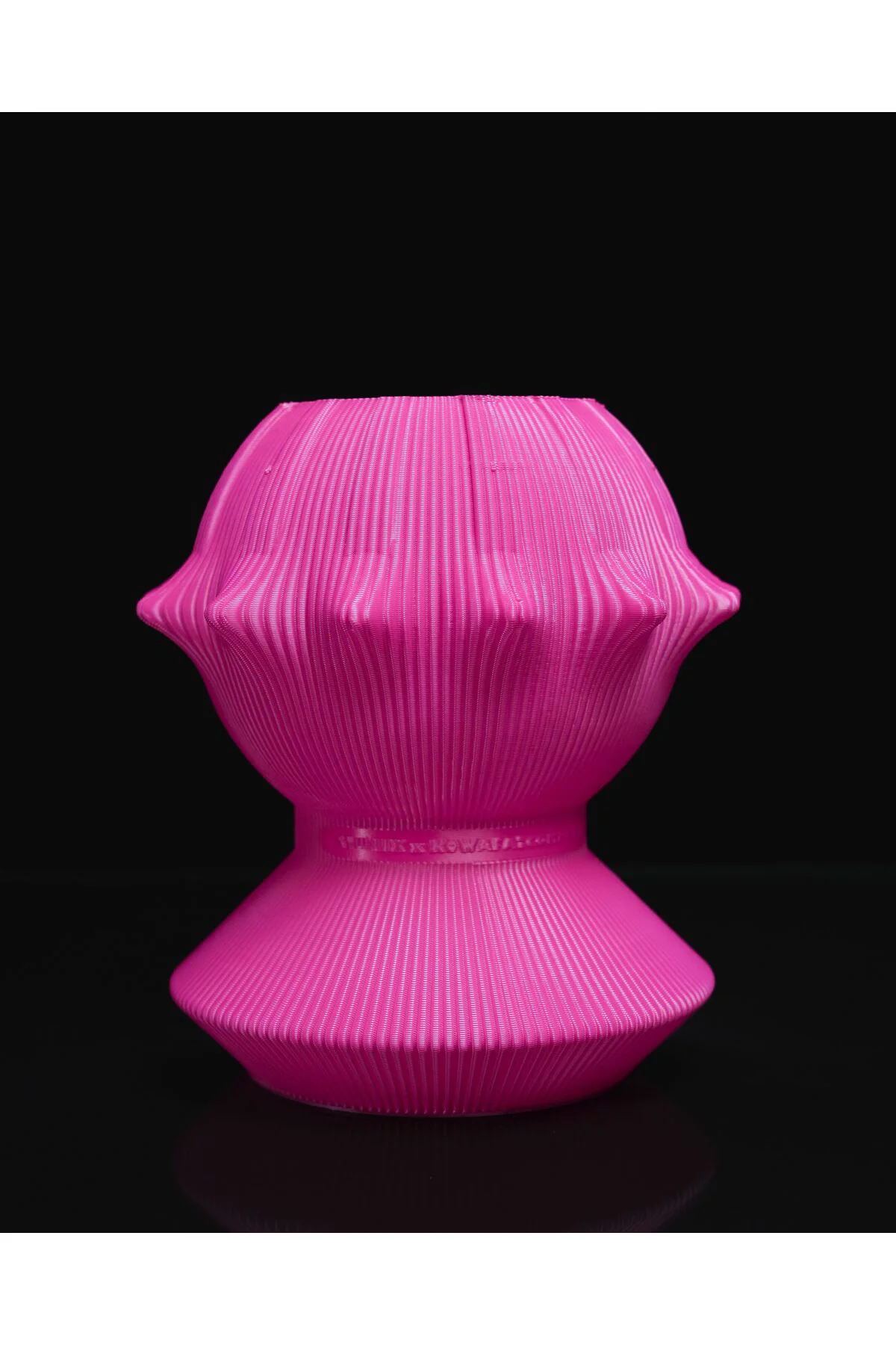 Fütüristik Galaksi Dekoratif Pembe Robot Vazo