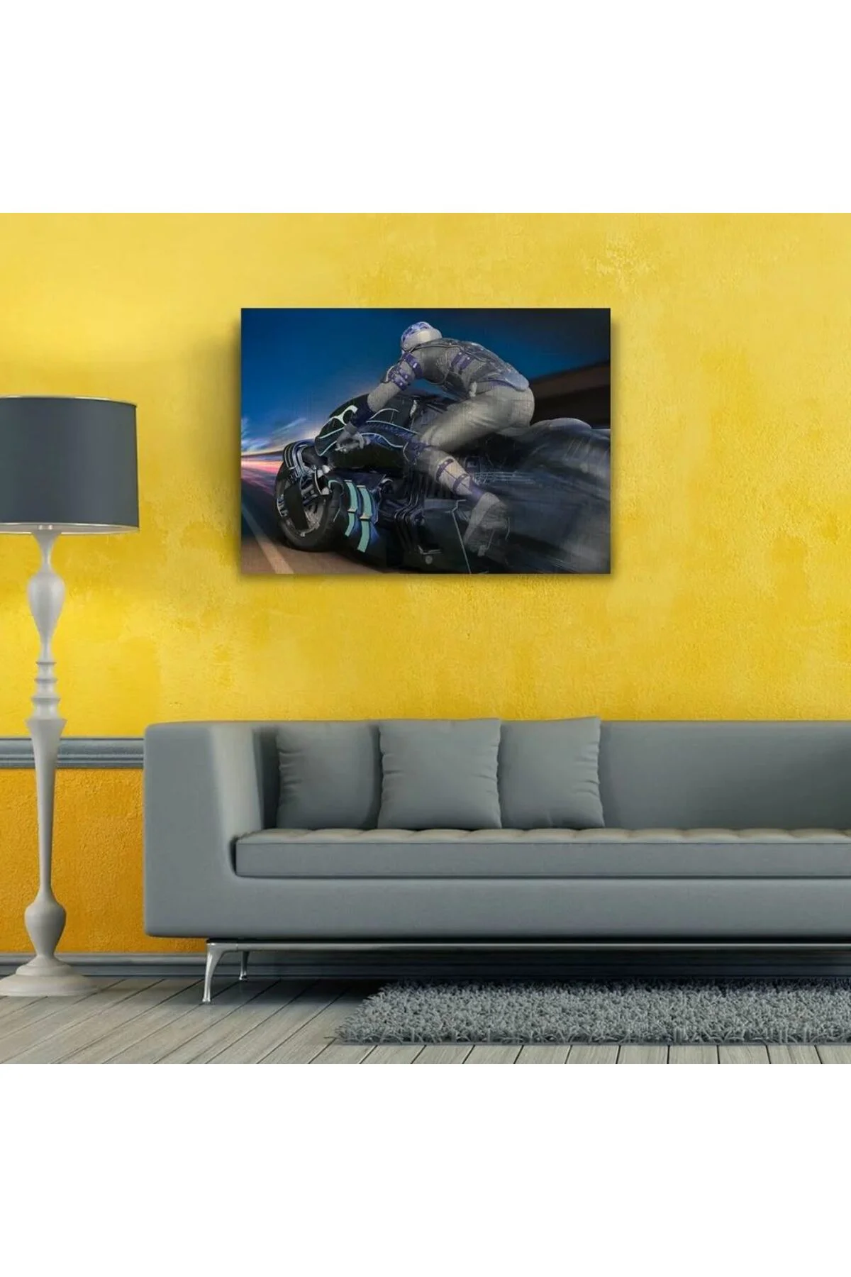 Futuristik Motosiklet ve Sürücüsü Kanvas Tablo 50 x 70