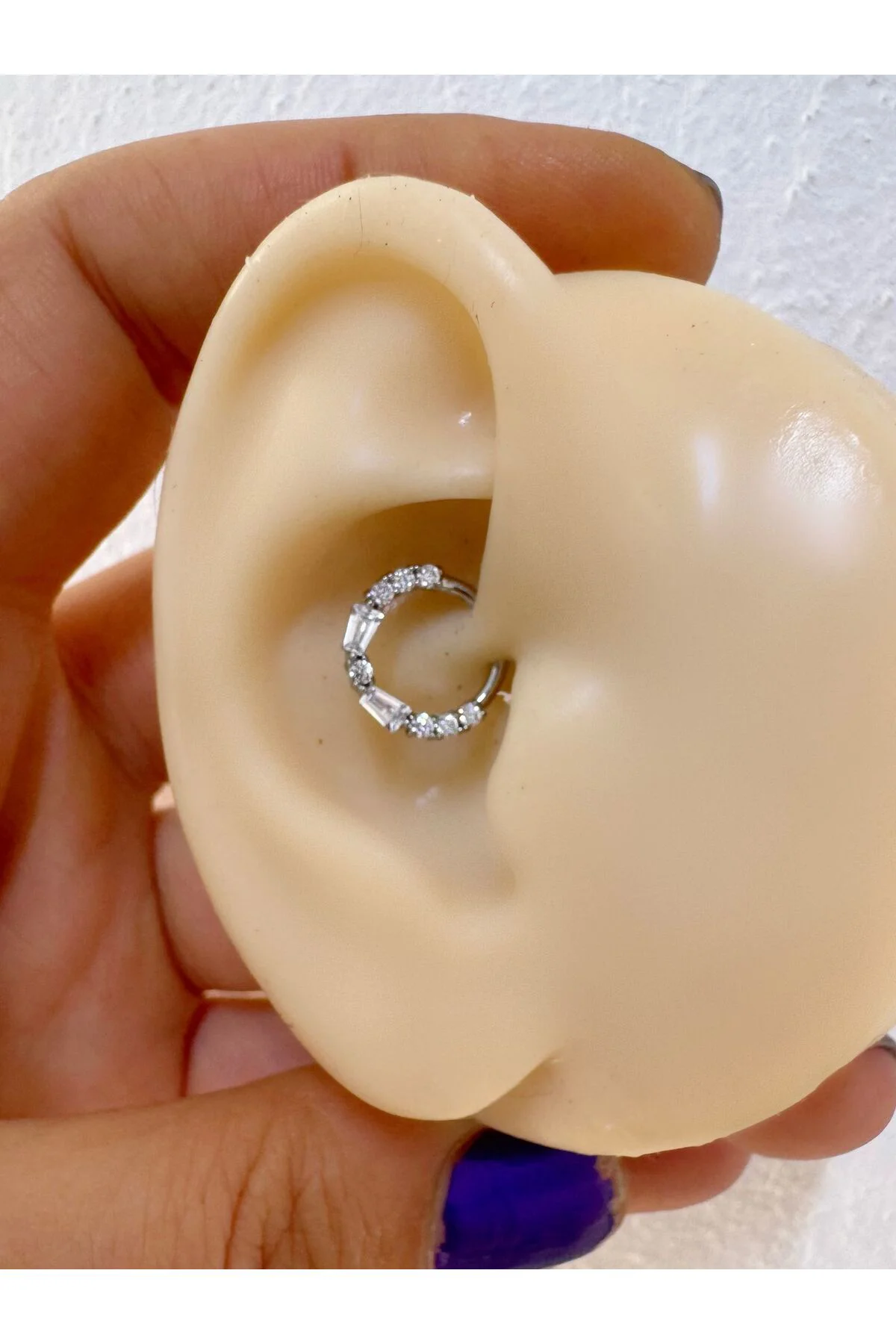 g23 Titanium (titanyum) zirkon taşlı 1 adet daith septum uyumlu h