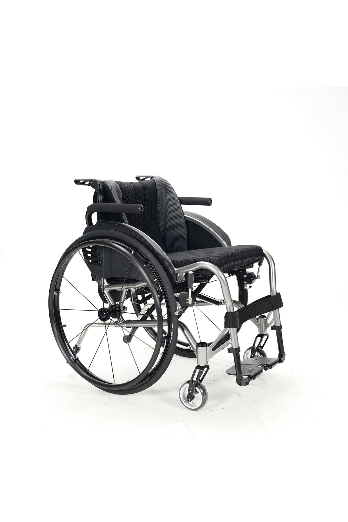 Masmel G760 Katlanır Aktif Tekerlekli Sandalye Masmel G760 Katlanır Aktif Tekerlekli Sandalye