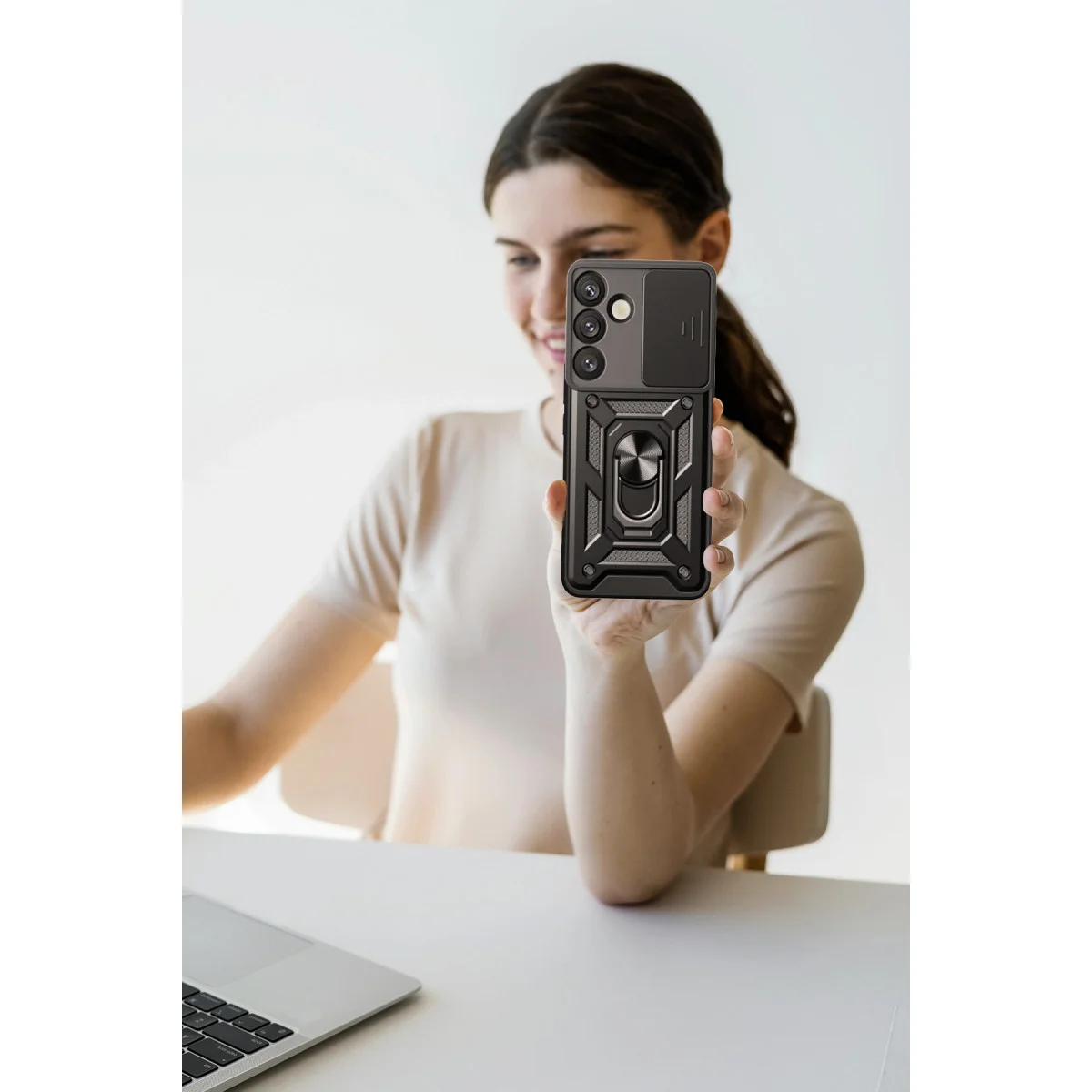 Galaxy S26 Plus Pars Lens Kılıf - Griplı Silikon Kılıf, Kamera Koruması ve Metal Stand