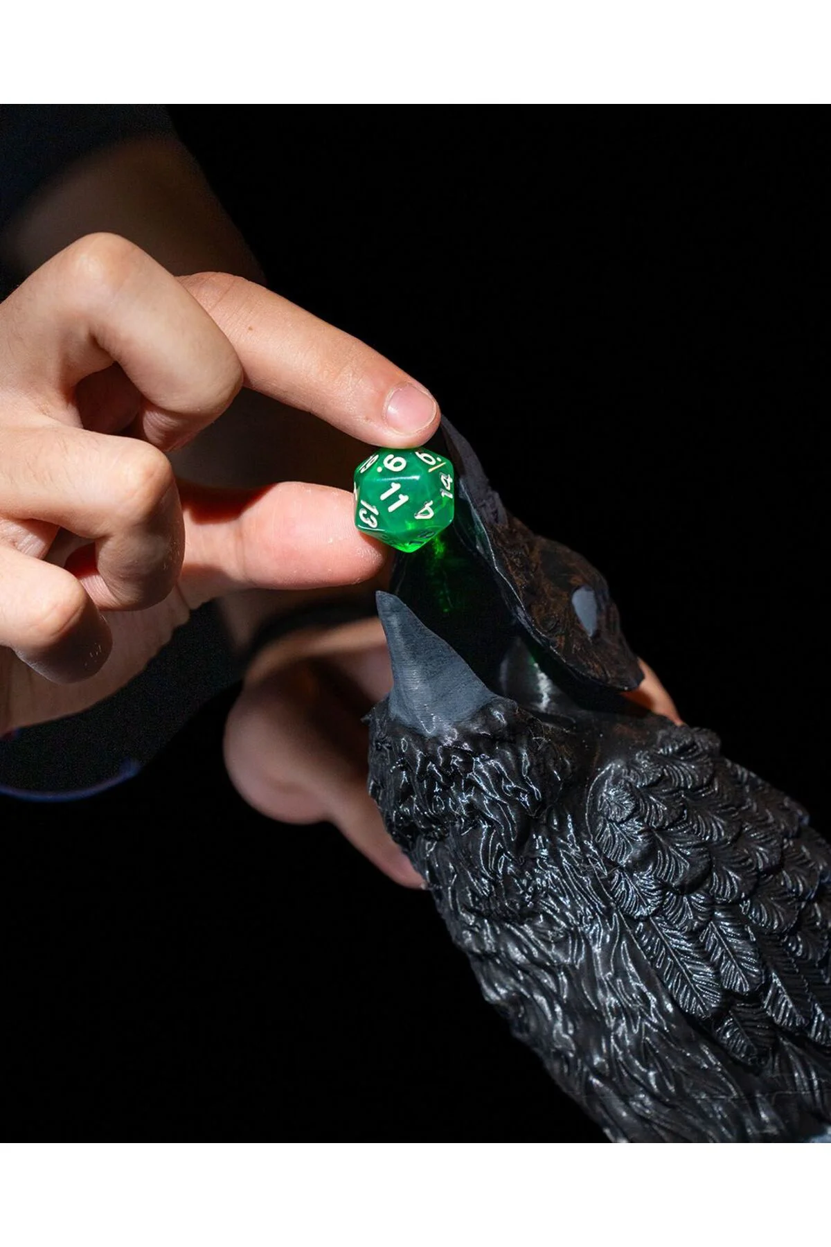 Game Of Thrones Kuzgun Kuru Kafa Hareketli Zar Kulesi 25CM Büyük Boy