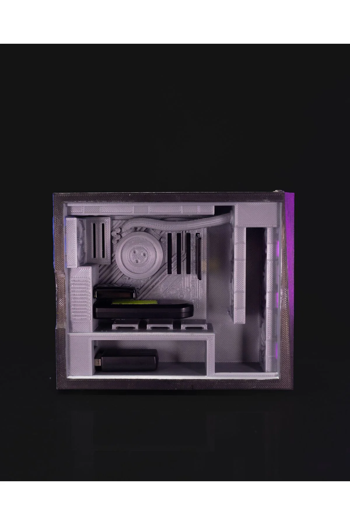 Gaming PC Oyuncu Bilgisayar Kasası USB SD Kart Kutusu Düzenleyici