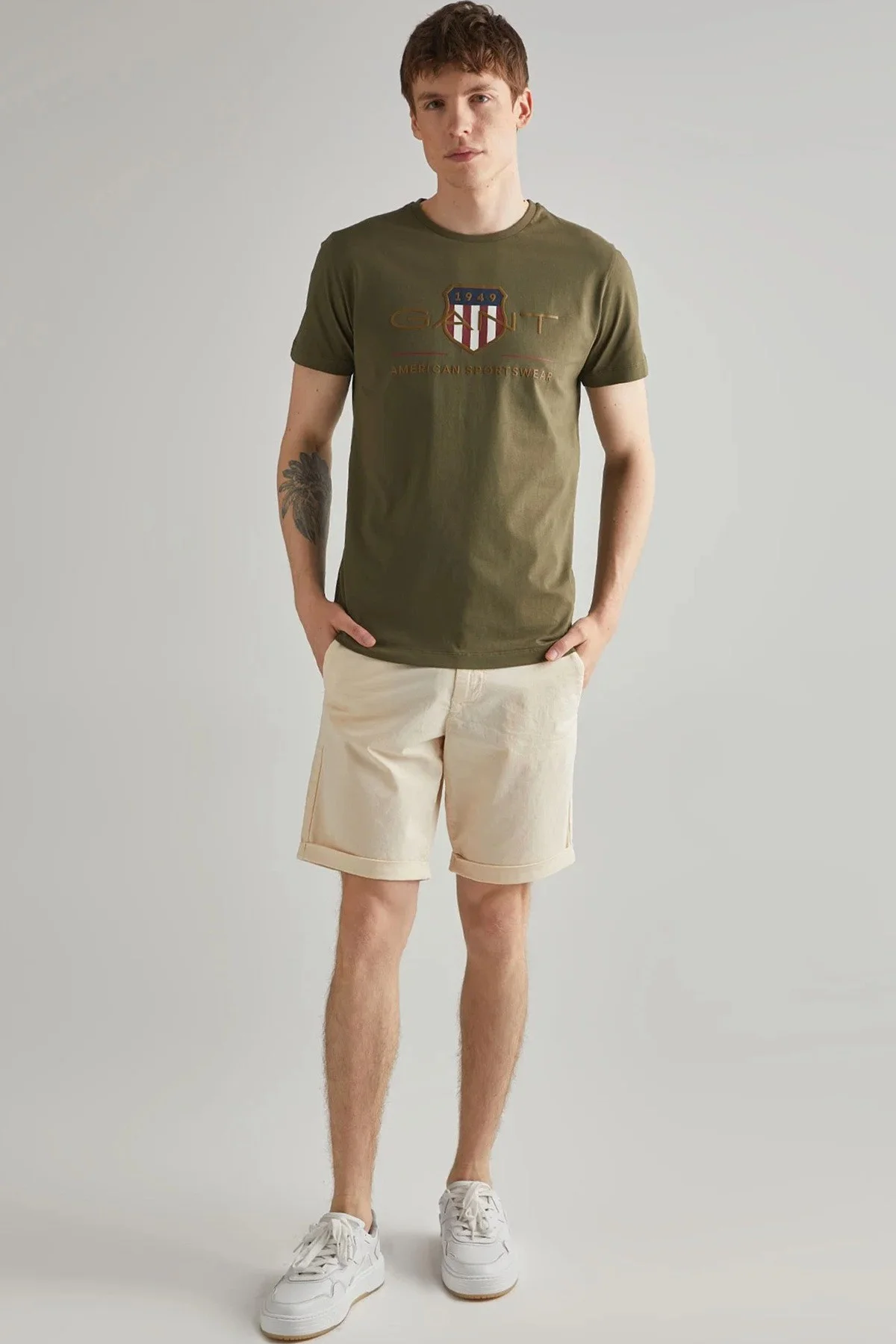 GANT Men's Regular Fit Allister Sunfaded Chino Bermuda Navy Shorts Erkek Kanvas Bermuda Şort Lacivert GANT Men's Regular Fit Allister Sunfaded Chino Bermuda Navy Shorts Erkek Kanvas Bermuda Şort Lacivert Fiyatı, Yorumları ve Özellikleri