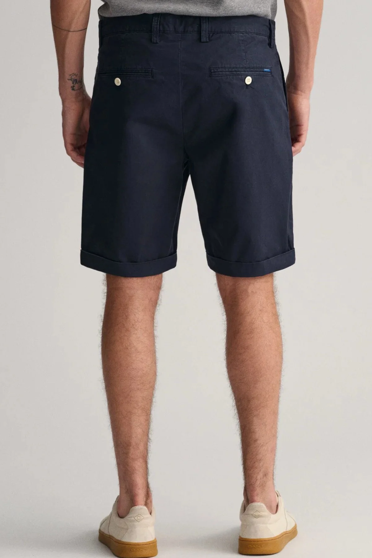 GANT Men's Regular Fit Allister Sunfaded Chino Bermuda Navy Shorts Erkek Kanvas Bermuda Şort Lacivert GANT Men's Regular Fit Allister Sunfaded Chino Bermuda Navy Shorts Erkek Kanvas Bermuda Şort Lacivert Fiyatı, Yorumları ve Özellikleri