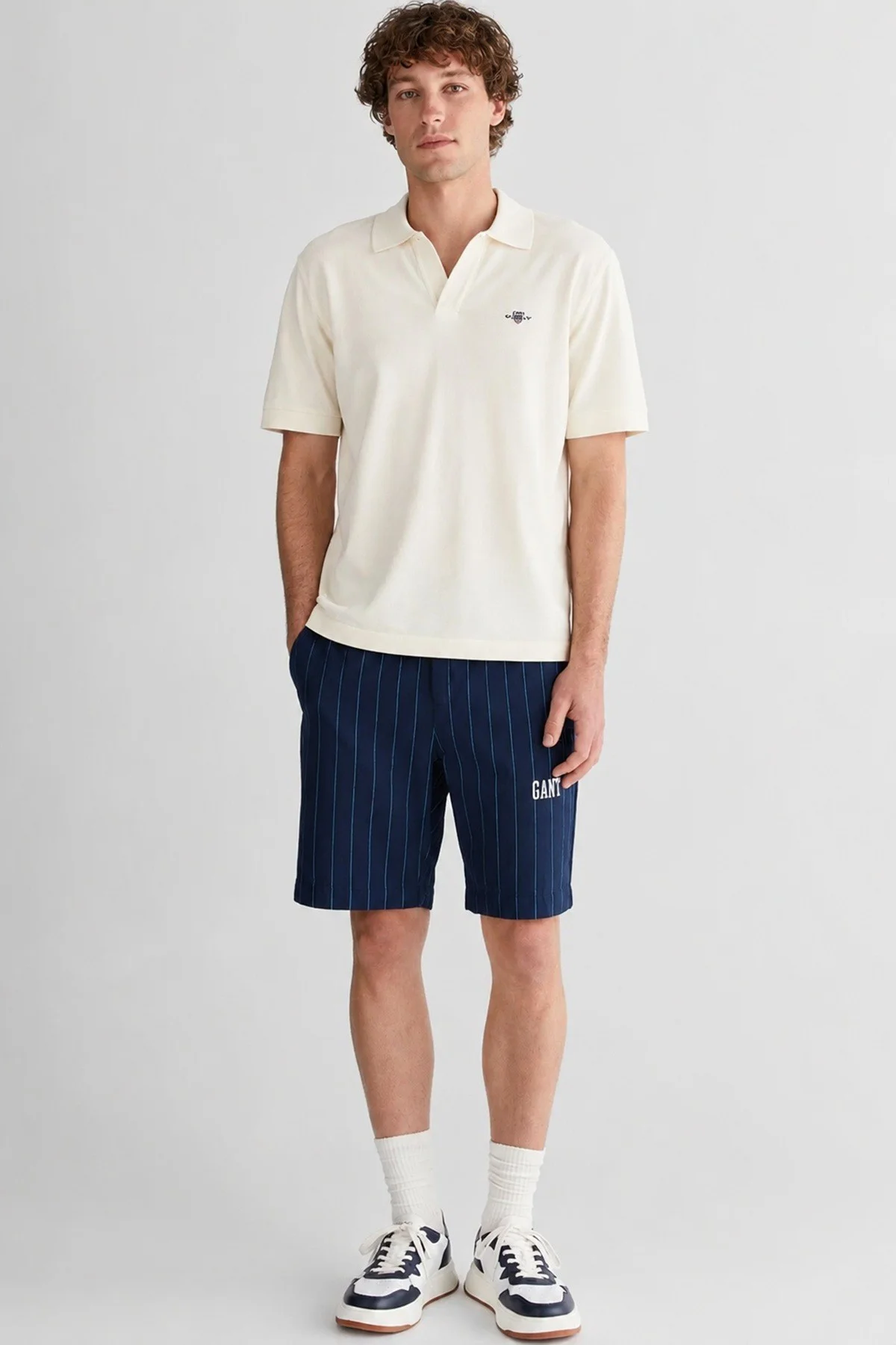 GANT Men's Regular Fit Striped Bermuda Navy Shorts Erkek Kanvas Bermuda Şort Lacivert GANT Men's Regular Fit Striped Bermuda Navy Shorts Erkek Kanvas Bermuda Şort Lacivert Fiyatı, Yorumları ve Özellikleri