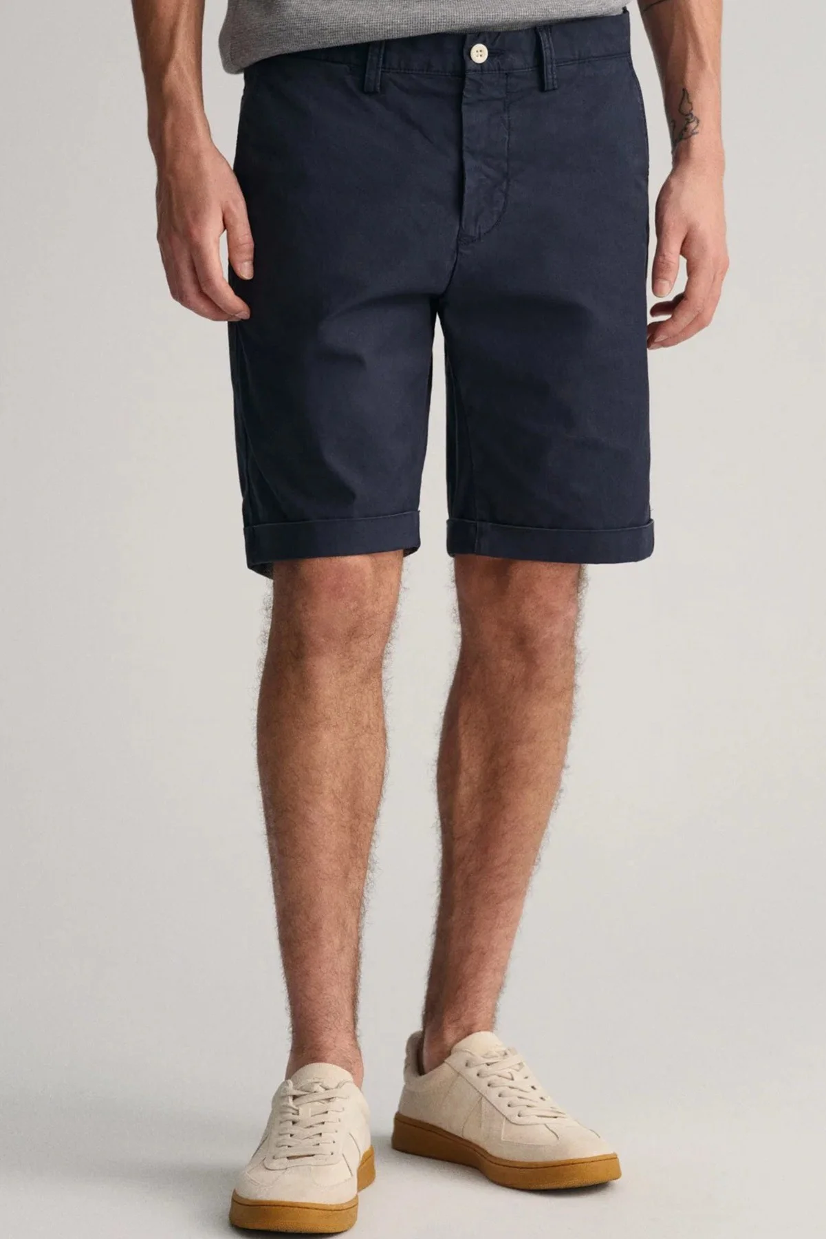 GANT Men's Regular Fit Allister Sunfaded Chino Bermuda Navy Shorts Erkek Kanvas Bermuda Şort Lacivert GANT Men's Regular Fit Allister Sunfaded Chino Bermuda Navy Shorts Erkek Kanvas Bermuda Şort Lacivert Fiyatı, Yorumları ve Özellikleri