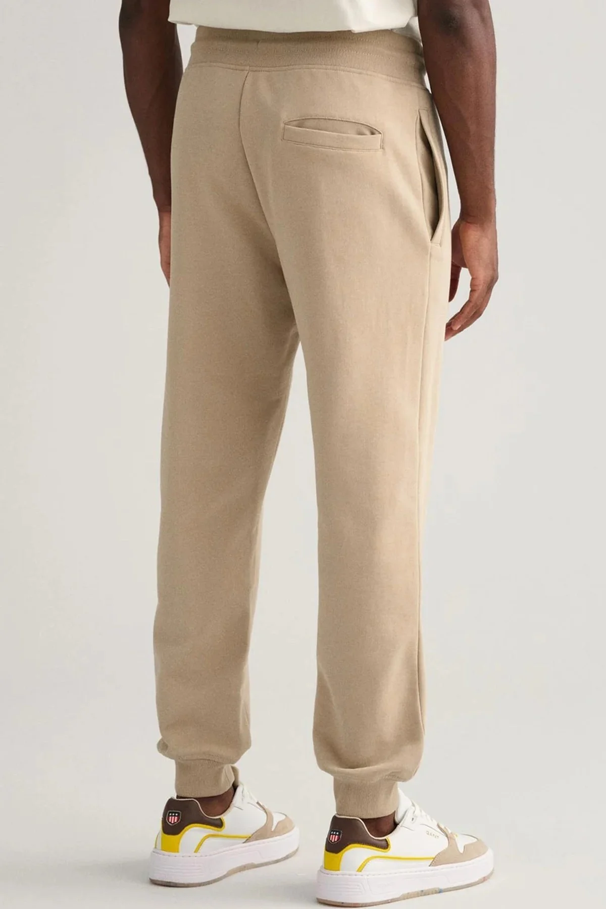 GANT Men's Regular Fit Sweatpants With Logo Beige Erkek Regular Fit Pamuk Eşofman Altı Bej GANT Men's Regular Fit Sweatpants With Logo Beige Erkek Regular Fit Pamuk Eşofman Altı Bej Fiyatı, Yorumları ve Özellikleri