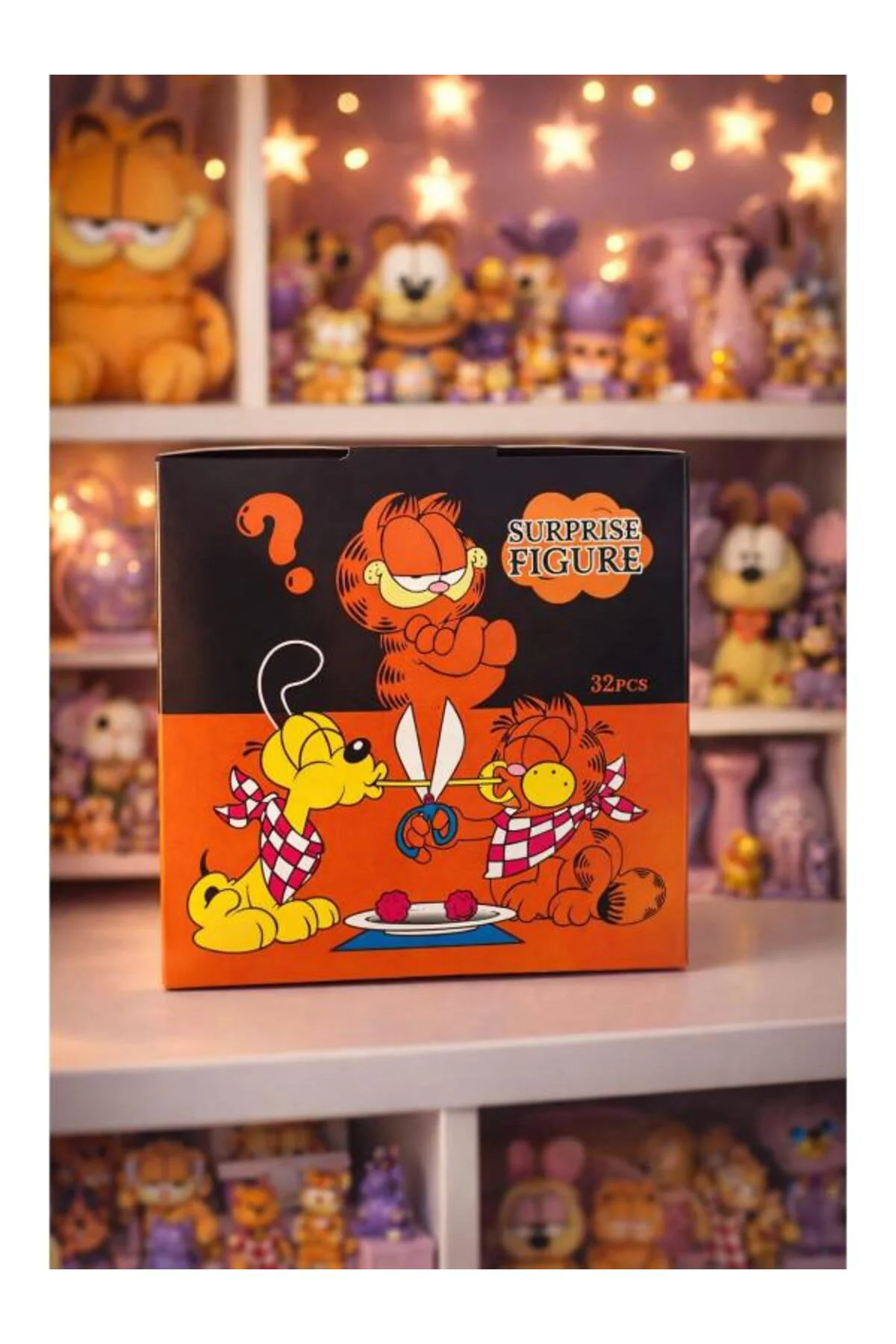 GARFİELD Hediyelik Fiğür Paket 1 Adet GARFİELD Gift Figure Pack (1 Piece)