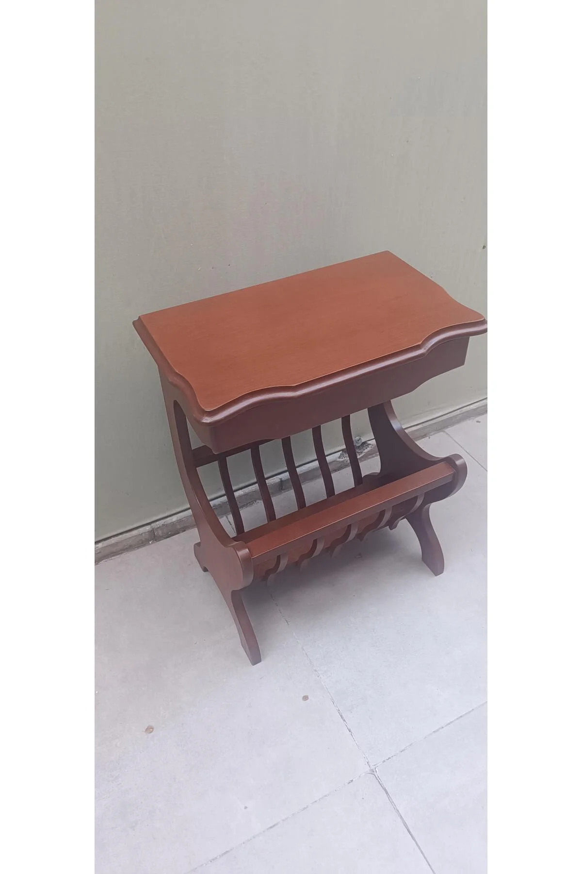 Gazete 18072 Sehpa Model Kayın MDF tabla Ceviz Boya Tutmalık Kutu sevk El yapım Gazete 18072 Sehpa Model Kayın MDF tabla Ceviz Boya Tutmalık Kutu sevk El yapım